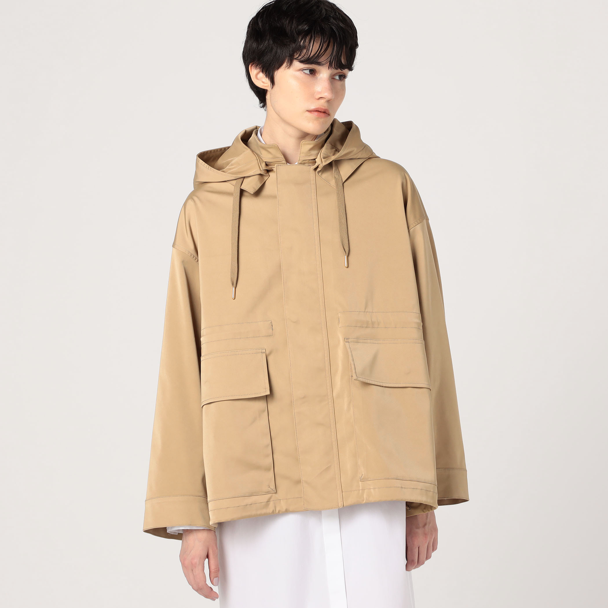 ★マカフィー トゥモローランド　ジャケット　ブルゾン　フード付き ☆マカフィー トゥモローランド ジャケット ブルゾン フード付き