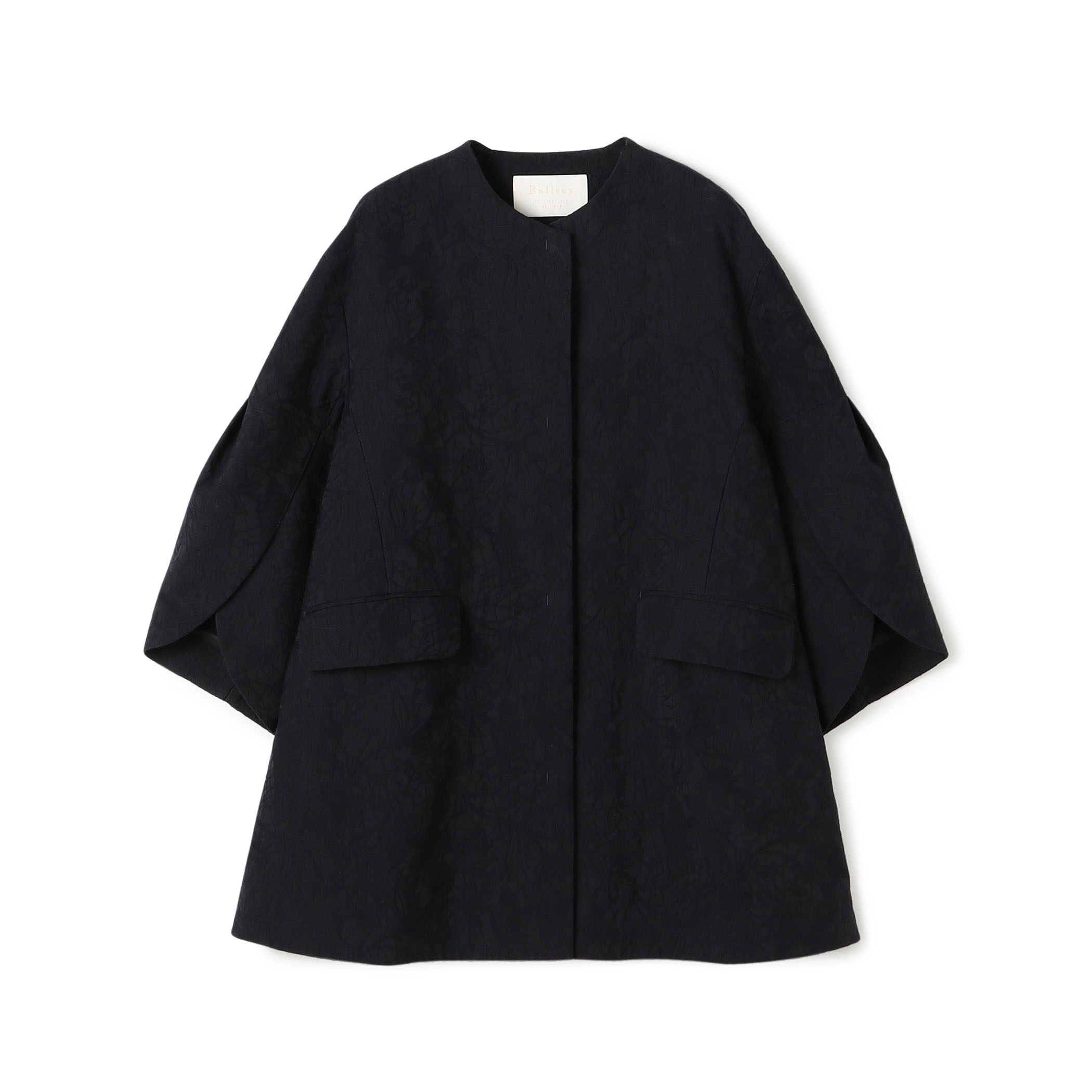 ボタニカルジャカード トラペーズコート