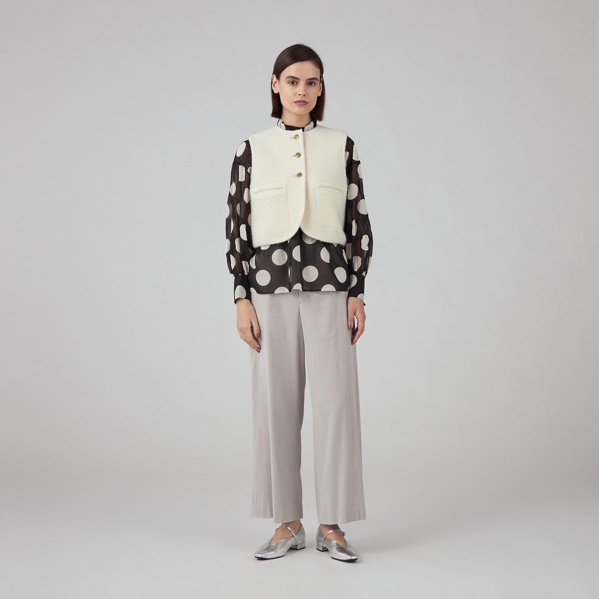 トゥモローランド　ジレ TOMORROWLAND （トゥモローランド）の「ヘンプツイル ジレ