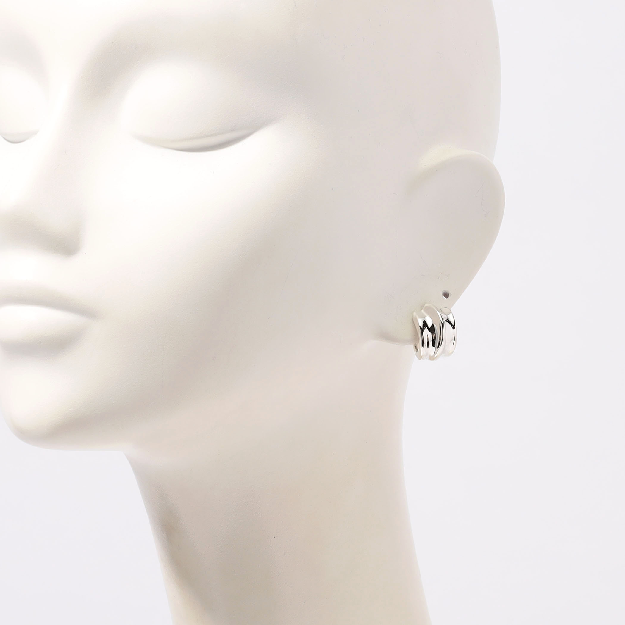 Otiumberg. Small Wave Hoops ピアス｜トゥモローランド 公式サイト