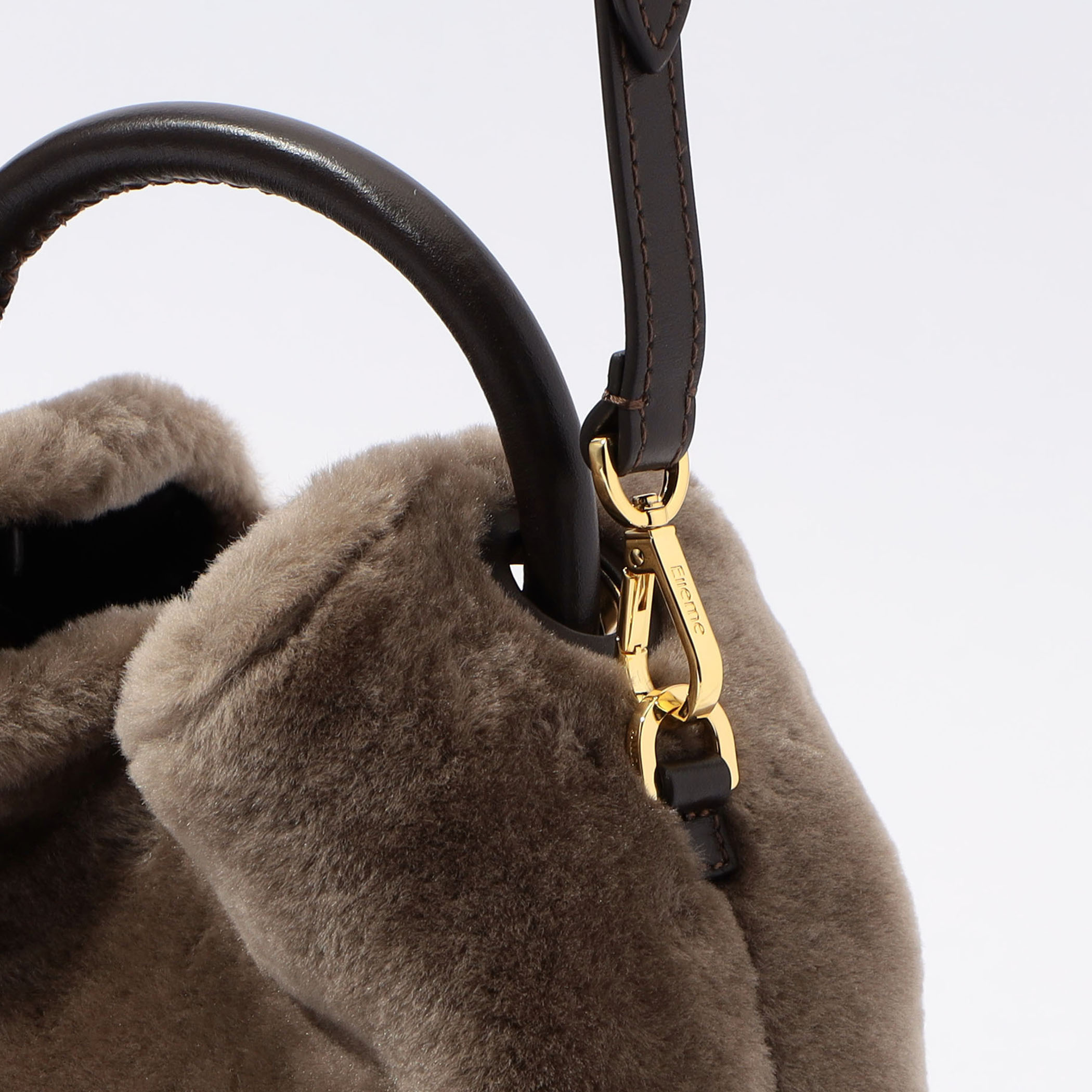 Elleme MOUTON ROUND ワンハンドルバッグ｜トゥモローランド