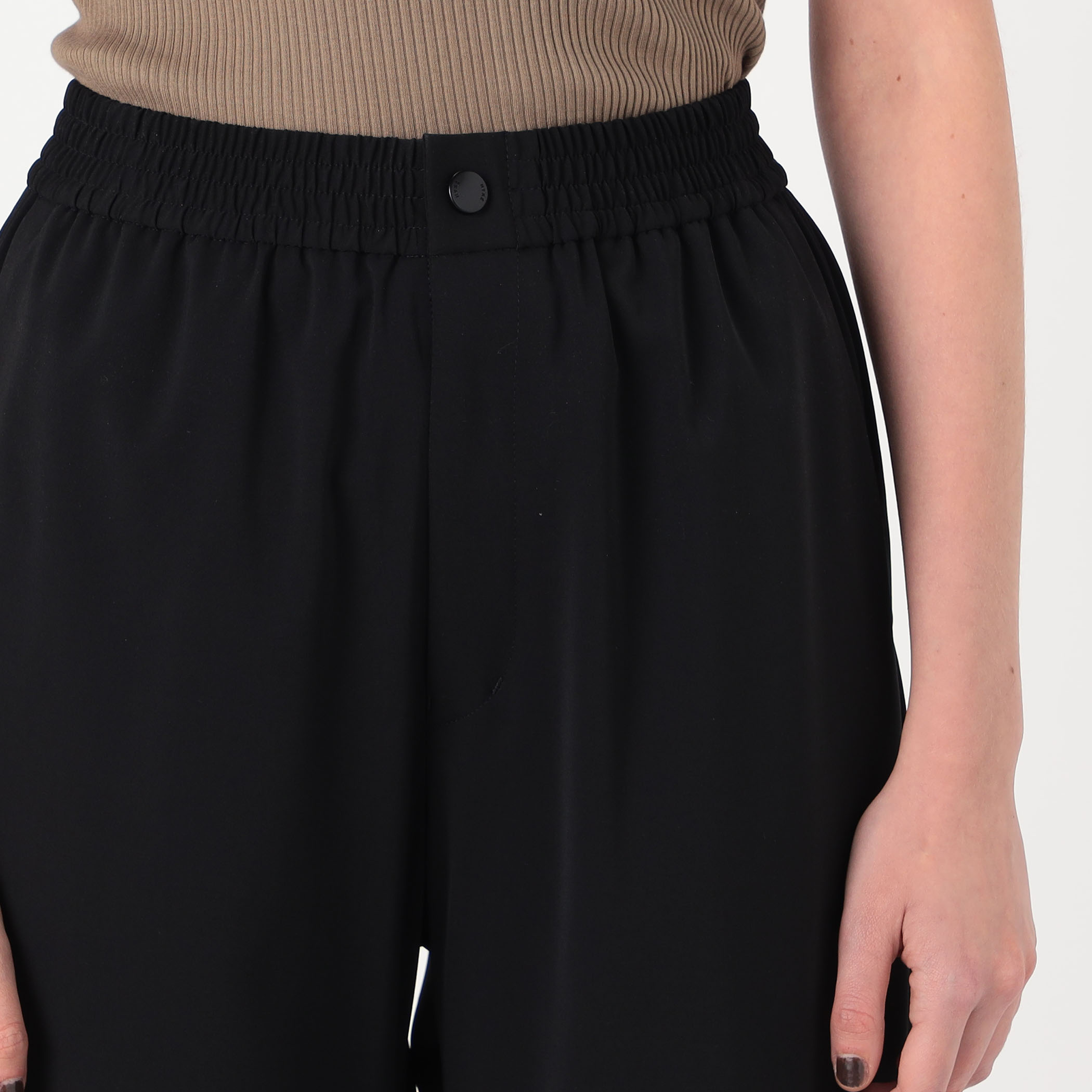HYKE STRETCH WIDE LEG PANTS｜トゥモローランド 公式サイト