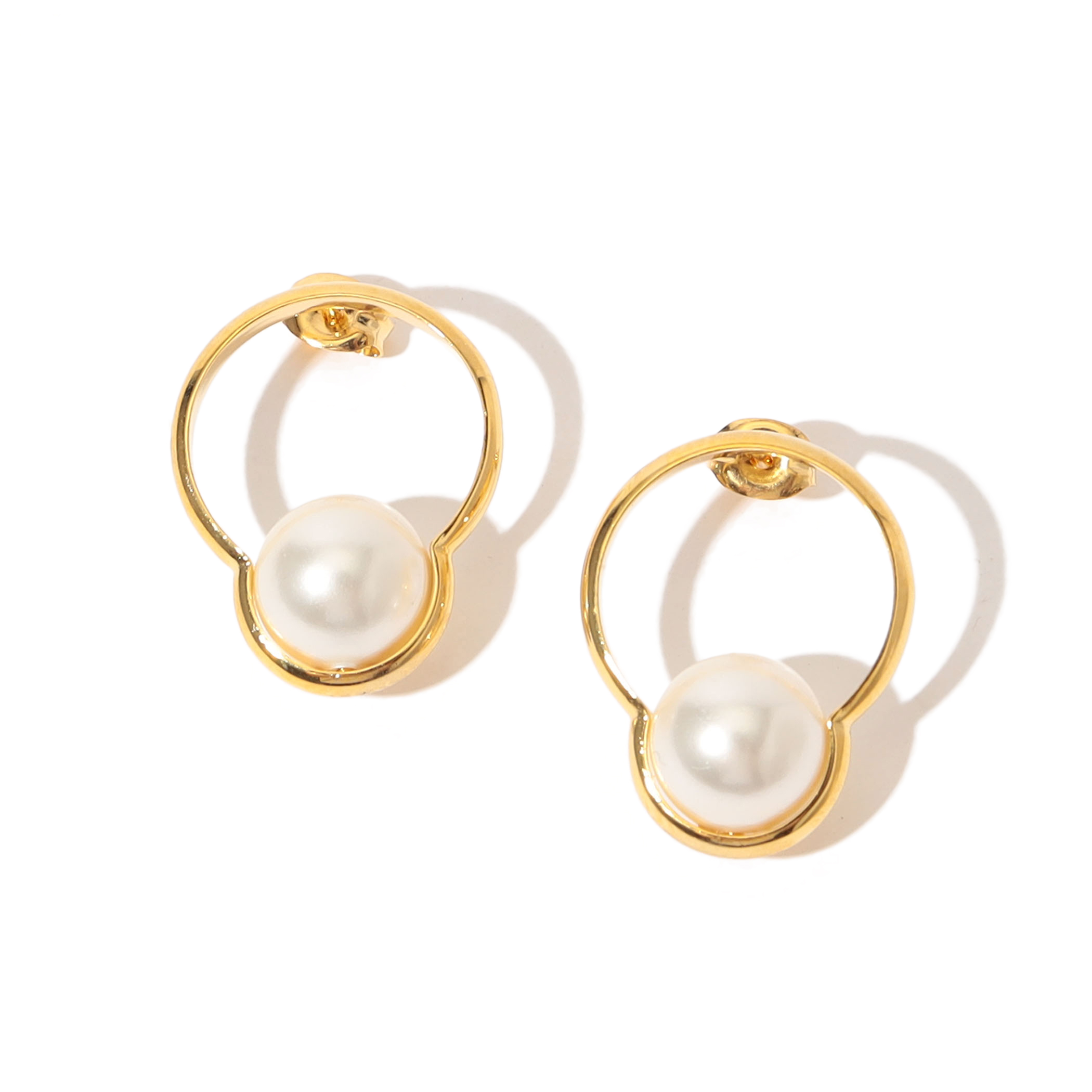【別注】januka モチーフパールピアス