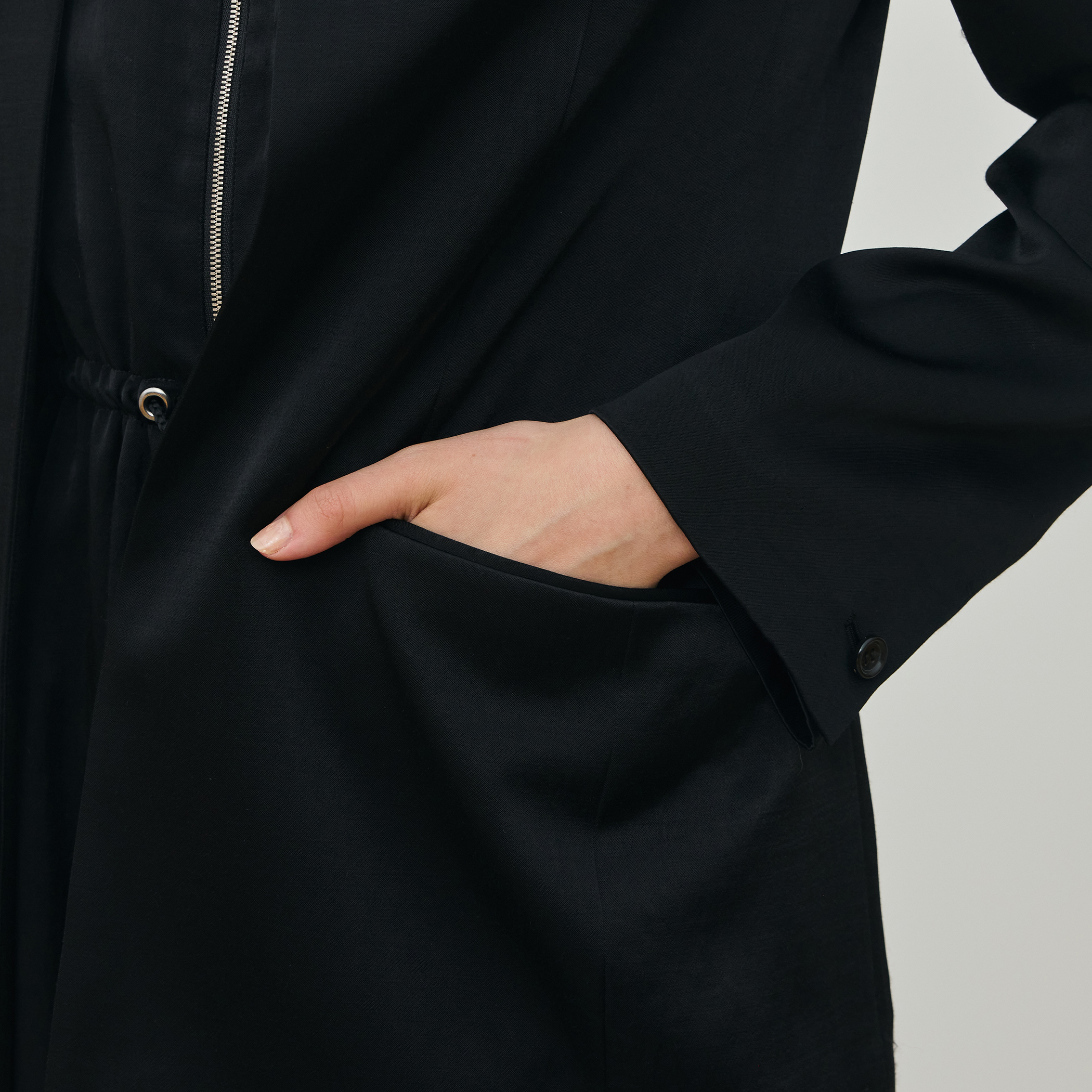 レーヨンサテン クルーネックジャケット｜トゥモローランド 公式通販