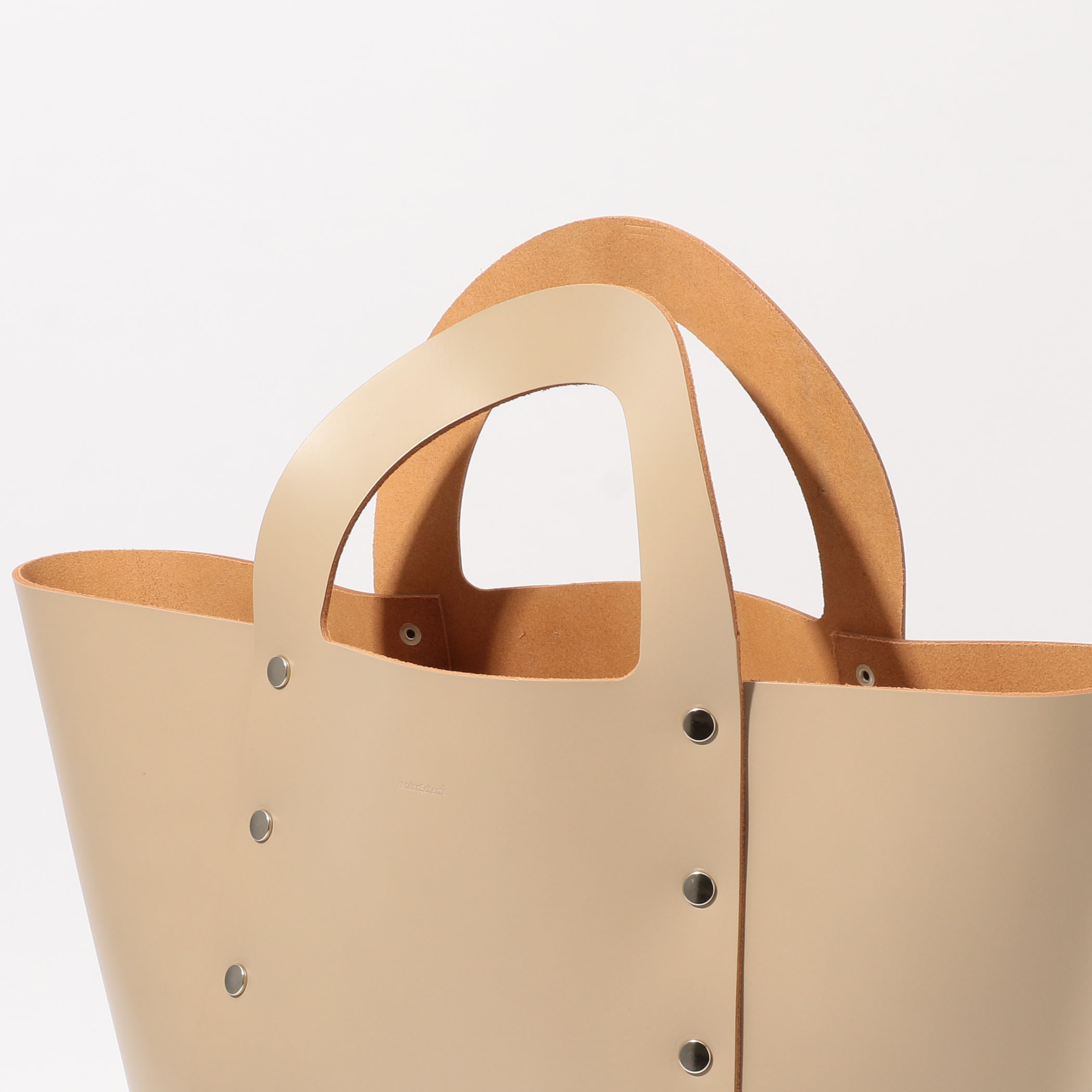 Hender Scheme assemble daikei hand bag｜トゥモローランド