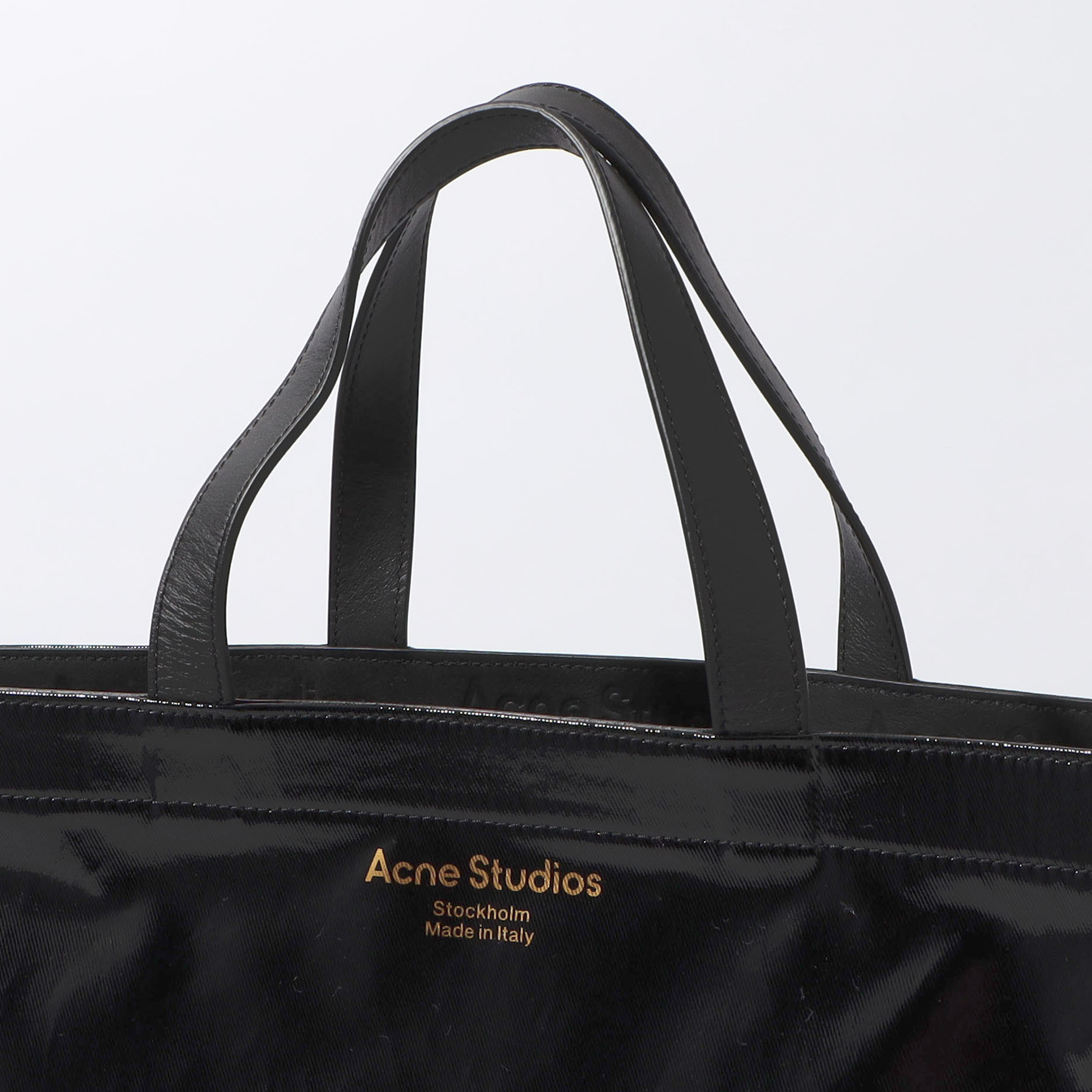 Acne Studios シャイニートートバッグ｜トゥモローランド 公式通販