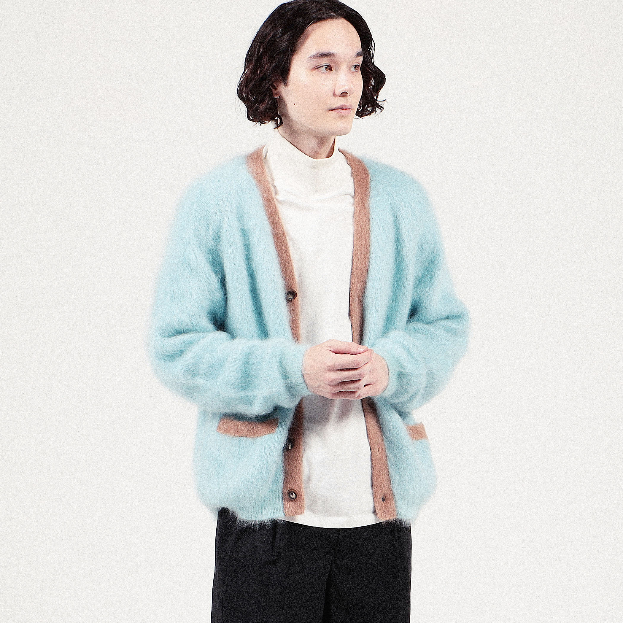 □CABaN モヘヤ Vネックバイカラーカーディガン｜トゥモローランド