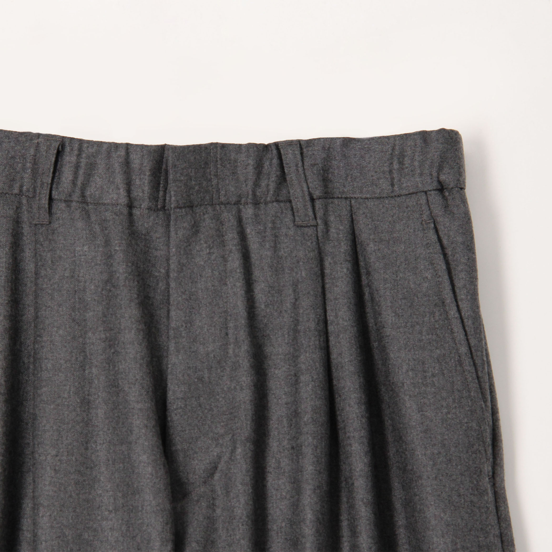 ライトフラノストレッチ タックイージーパンツ｜トゥモローランド 公式通販