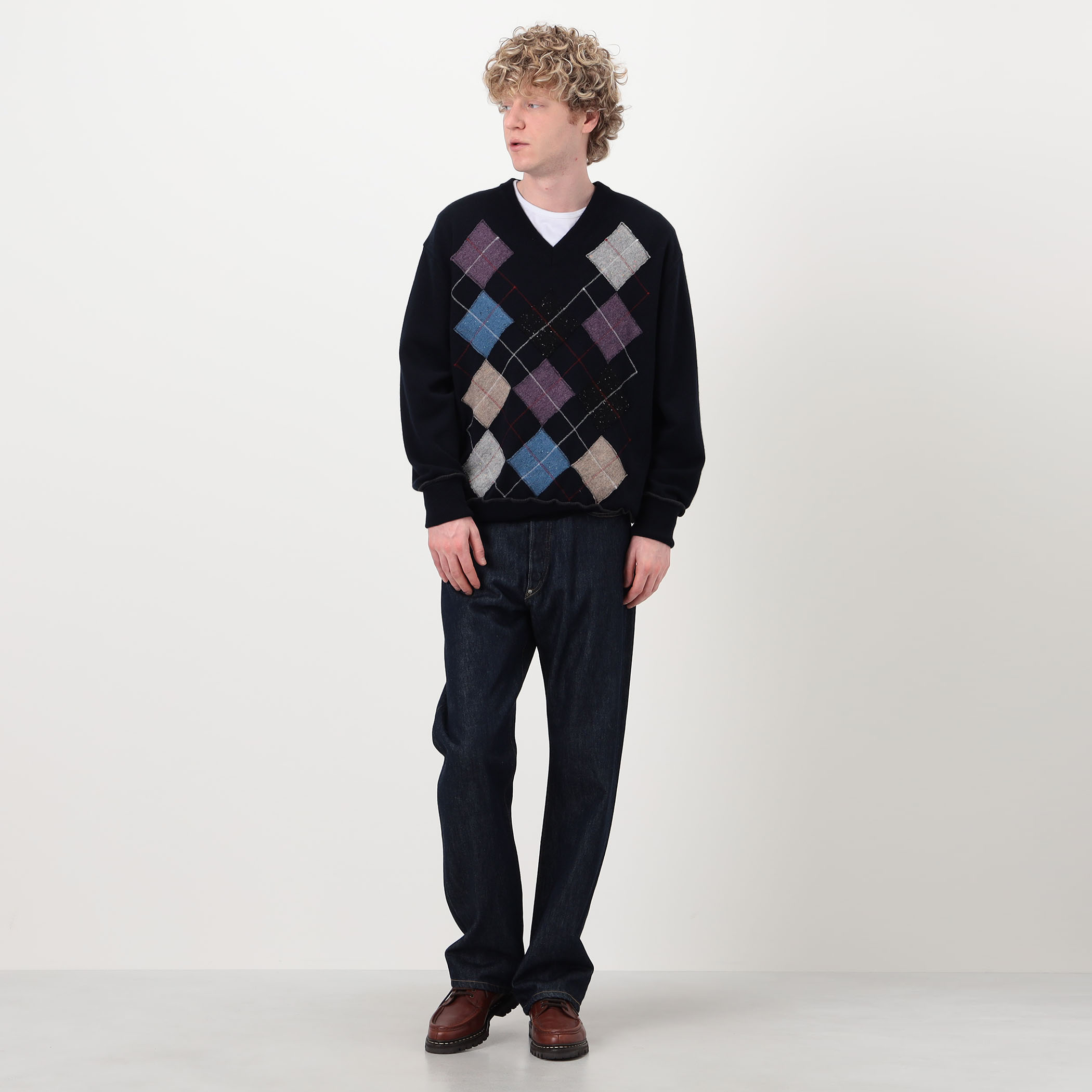 MAATEE&SONS ド度詰めカシミヤVネックセーター