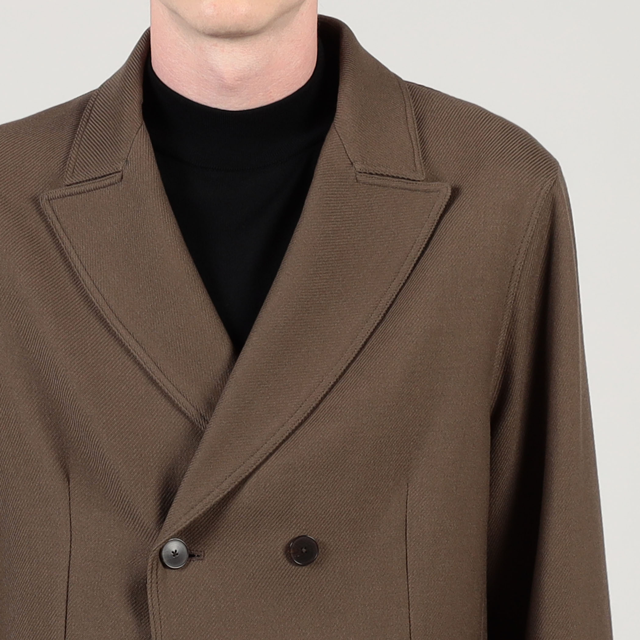 人気完売品⭐️24SS⭐️新品⭐️アパルトモン　ウールギャバジンリラックスジャケット ウールギャバジン ダブルブレステッド4Bジャケット｜トゥモローランド