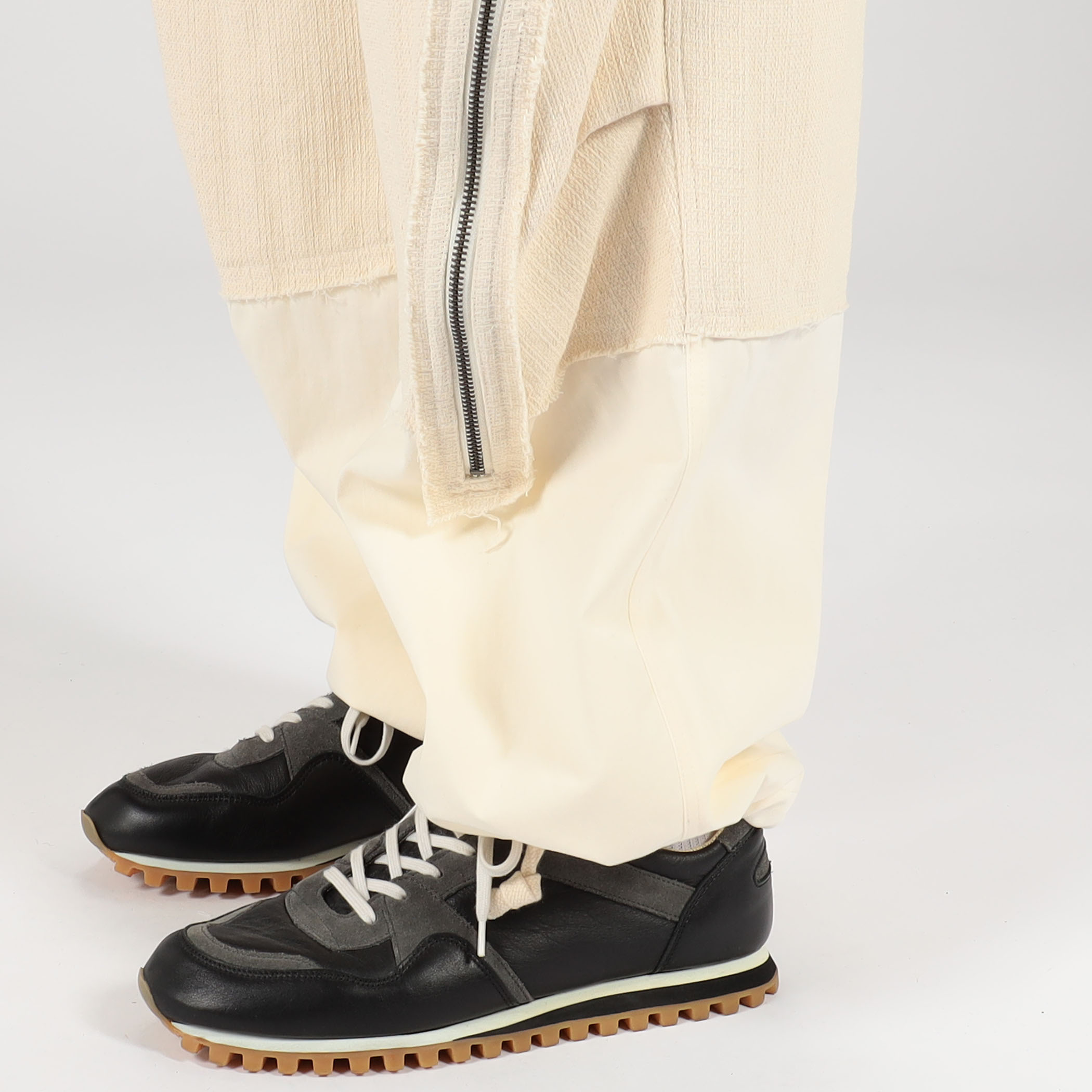 SAN SAN GEAR AFFINE CURVE PANTS_b｜トゥモローランド 公式通販