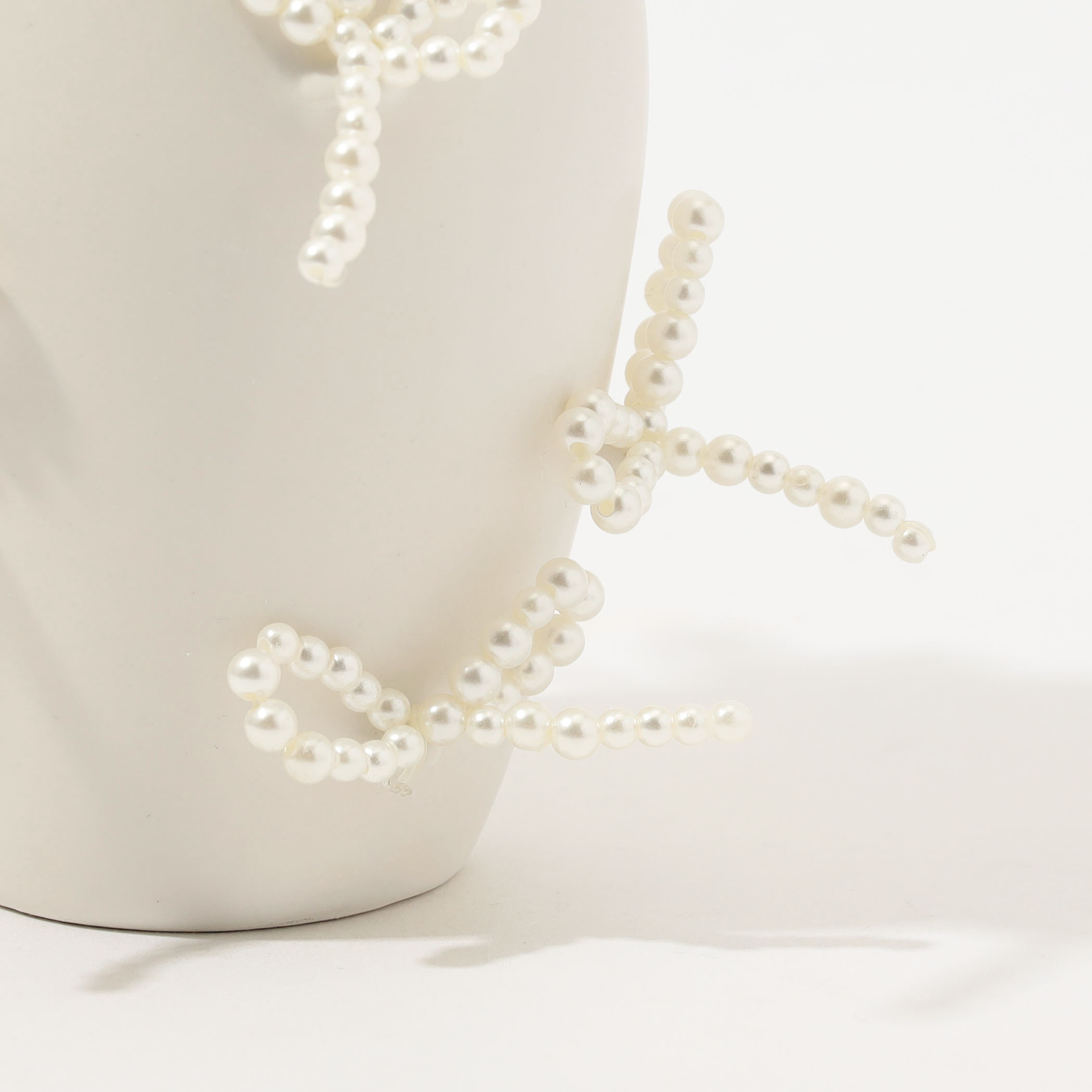 Completedworks Small vase fauxpearl パールモチーフ フラワーベース