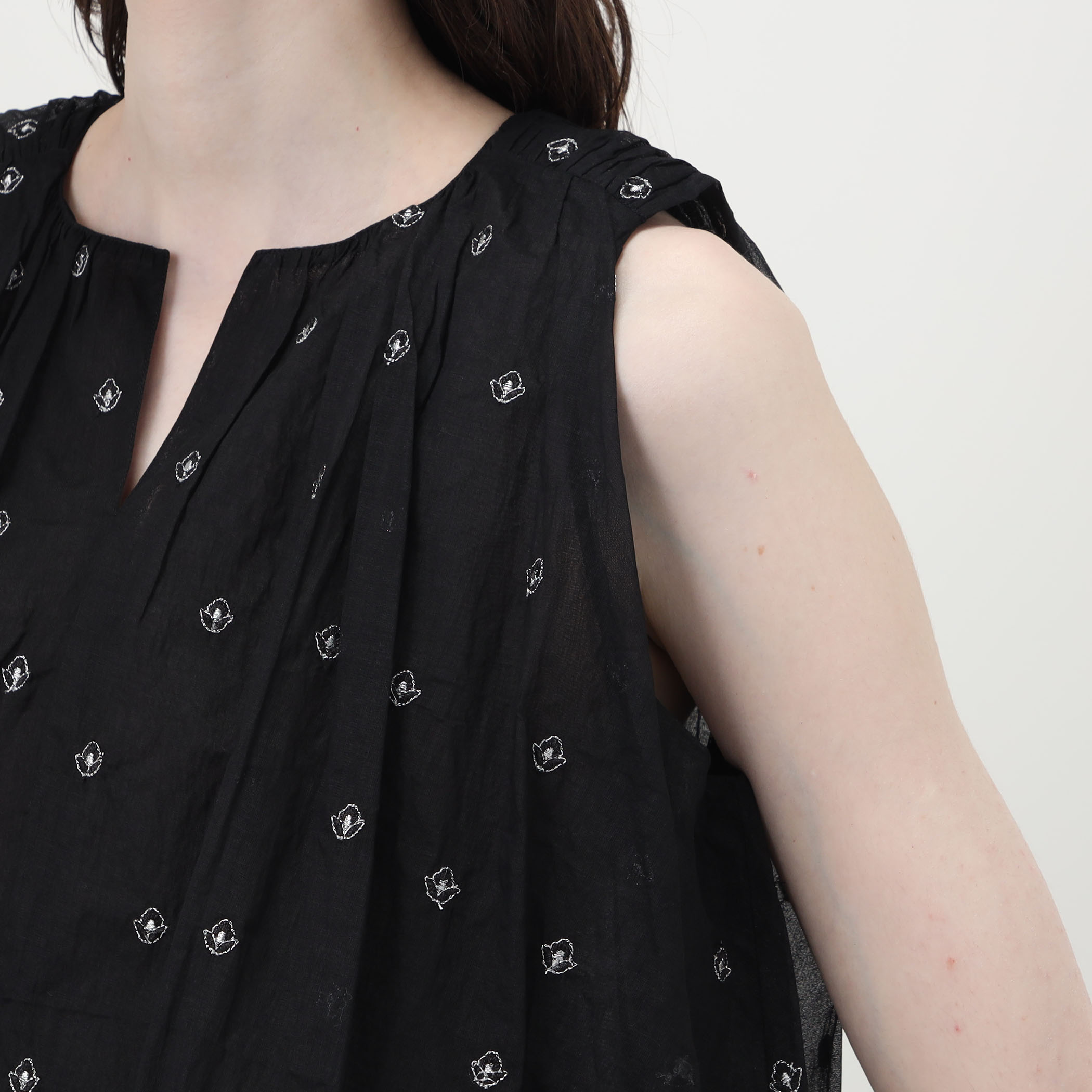 ▪️専用　BORDER FRILL TOP(38) 　BLACK 在庫調整】cloud frill border tops【ネイビー×ホワイト・ホワイト
