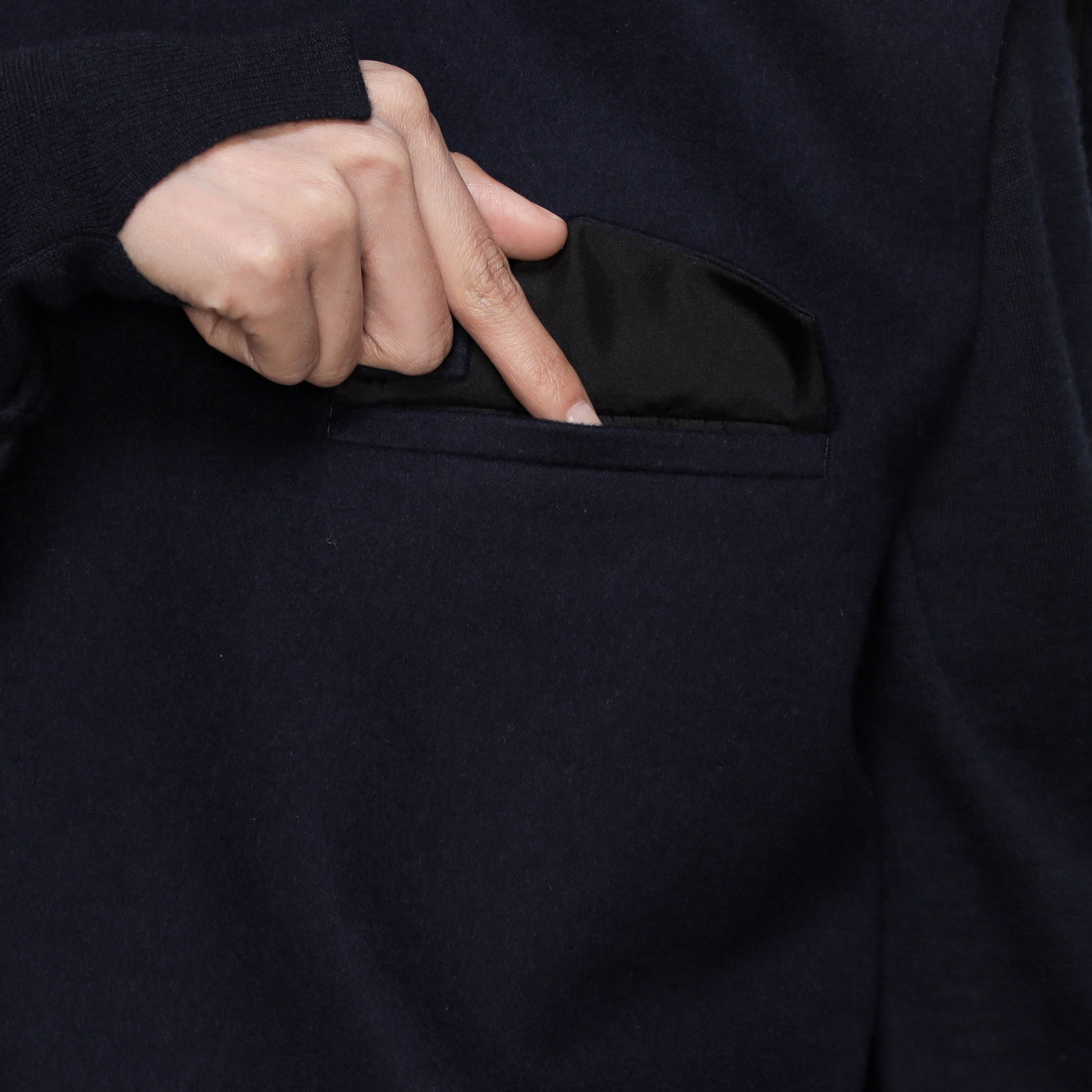 ウールカシミヤライトビーバー プルオーバージレ｜トゥモローランド