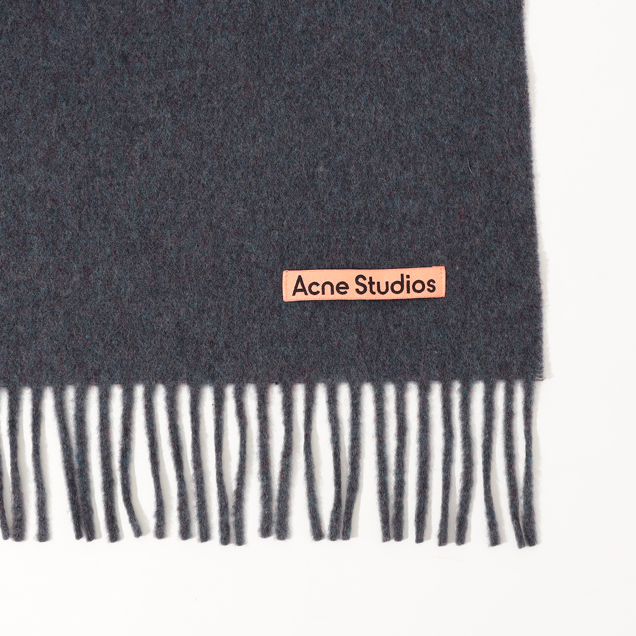 Acne Studios CANADA フリンジストール｜トゥモローランド 公式通販