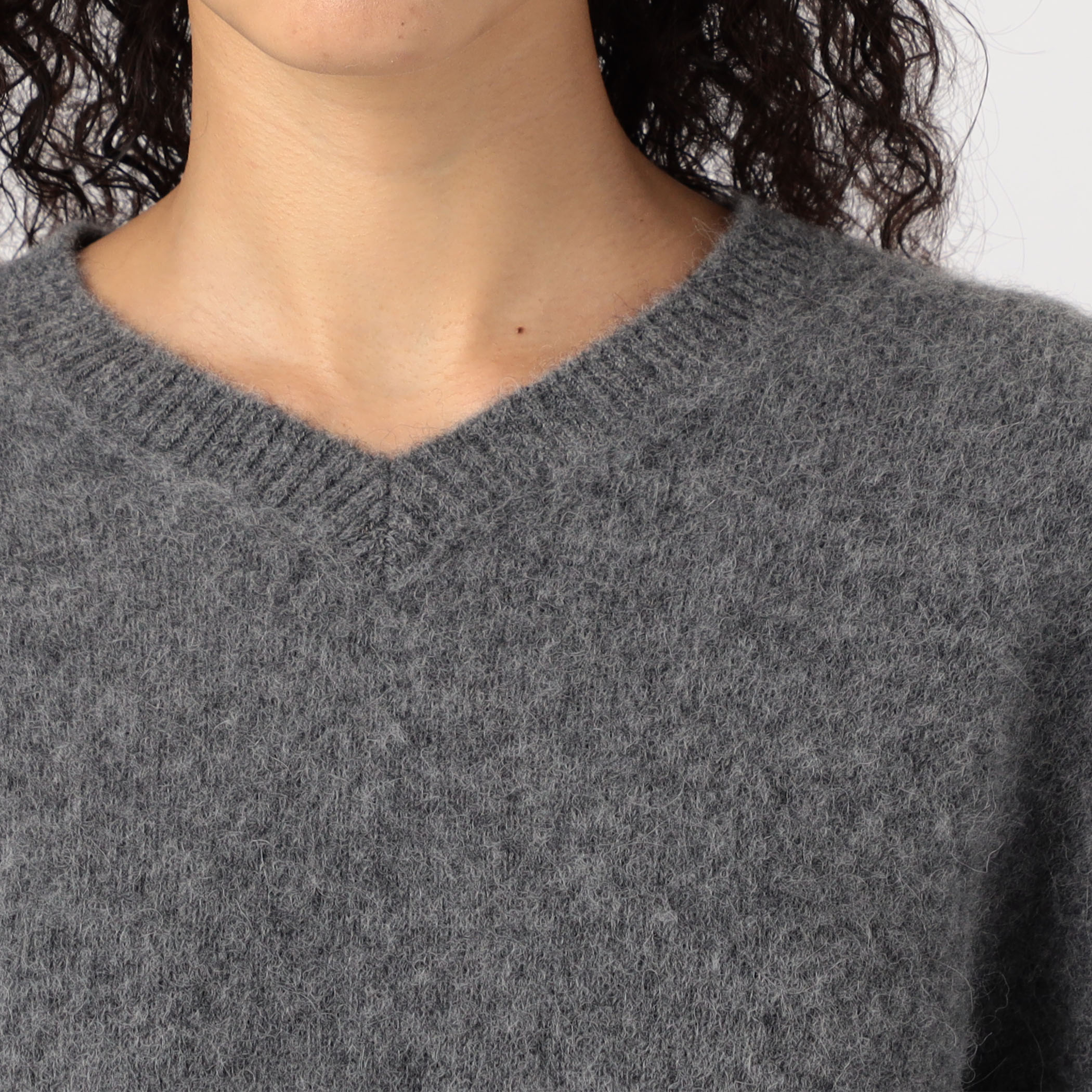 ベビーアルパカボイルド Vネックプルオーバー｜トゥモローランド 公式通販