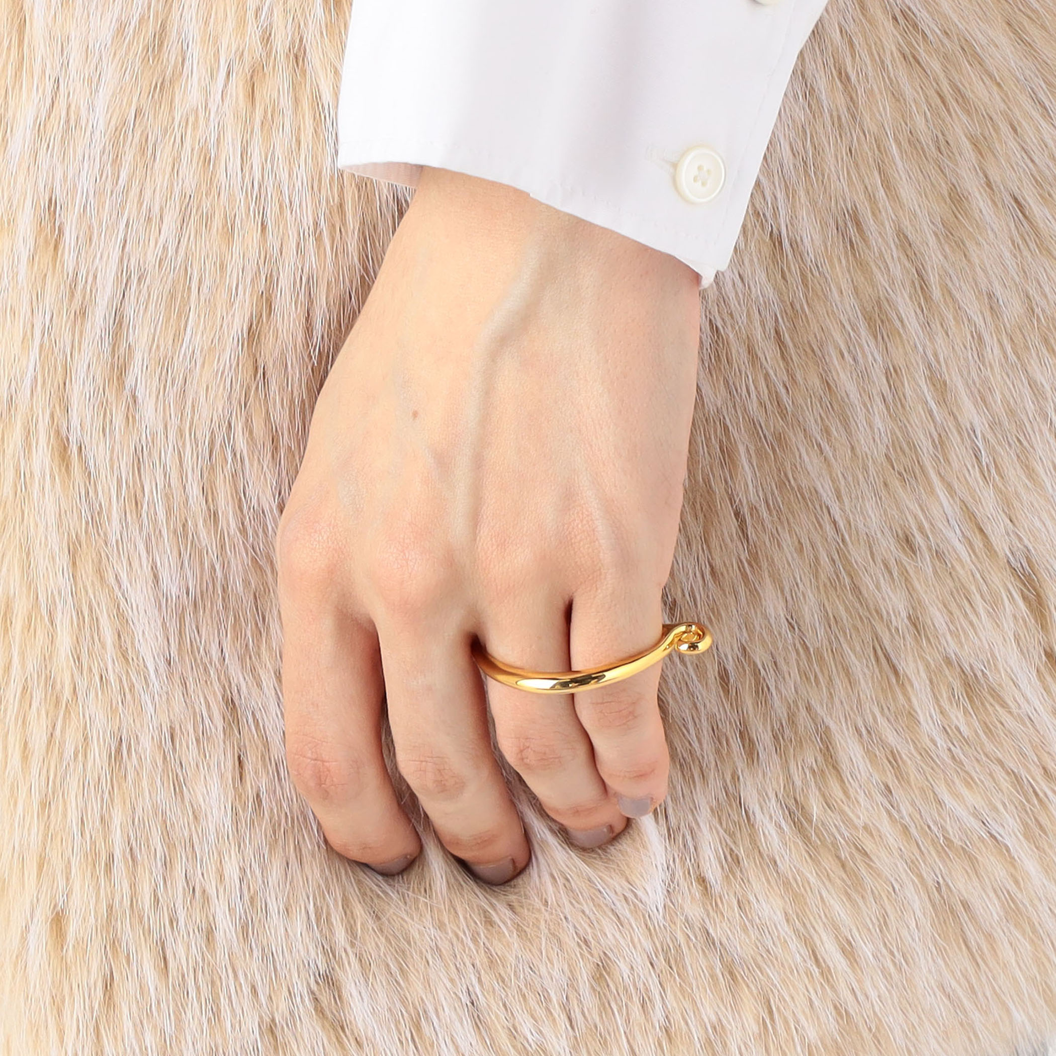 ララガン FIBULA RING ゴールド リング R.ALAGAN/FIBULA RING(GOLD)