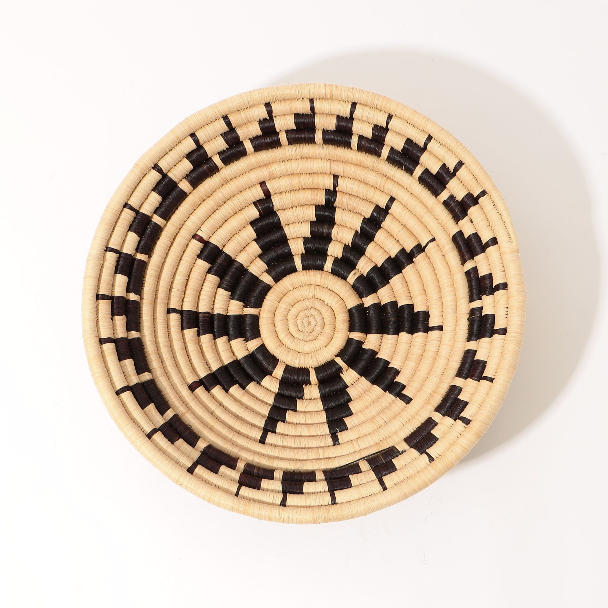 indego africa ラフィアバスケットプレート｜トゥモローランド 公式通販