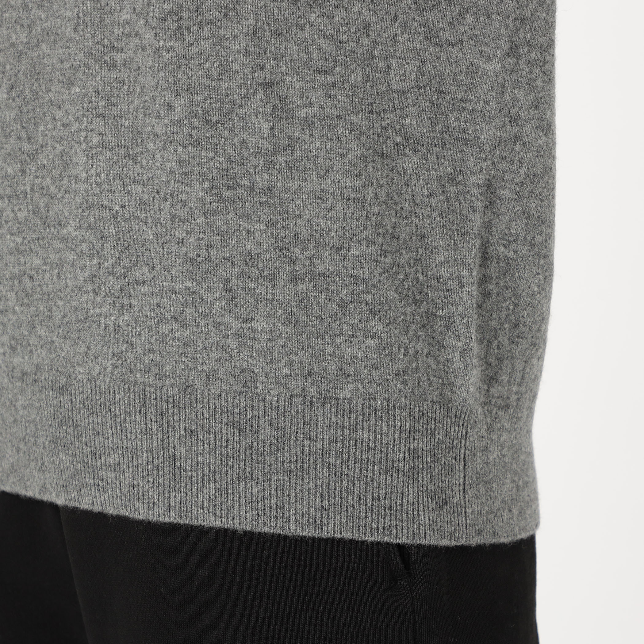 □entire studios KNIT V-NECK｜トゥモローランド 公式通販