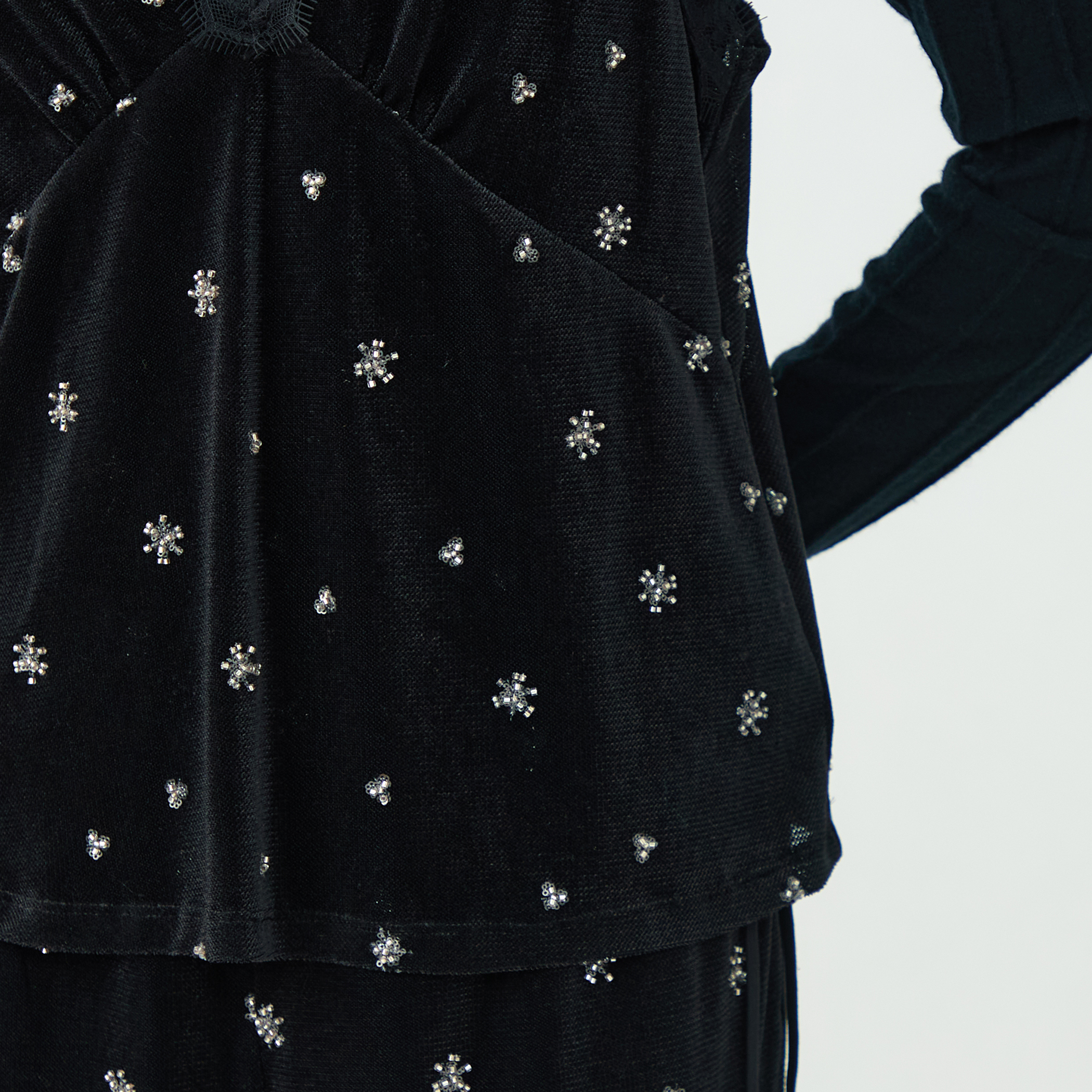 メッシュベロアエンブロイダリー キャミソールブラウス