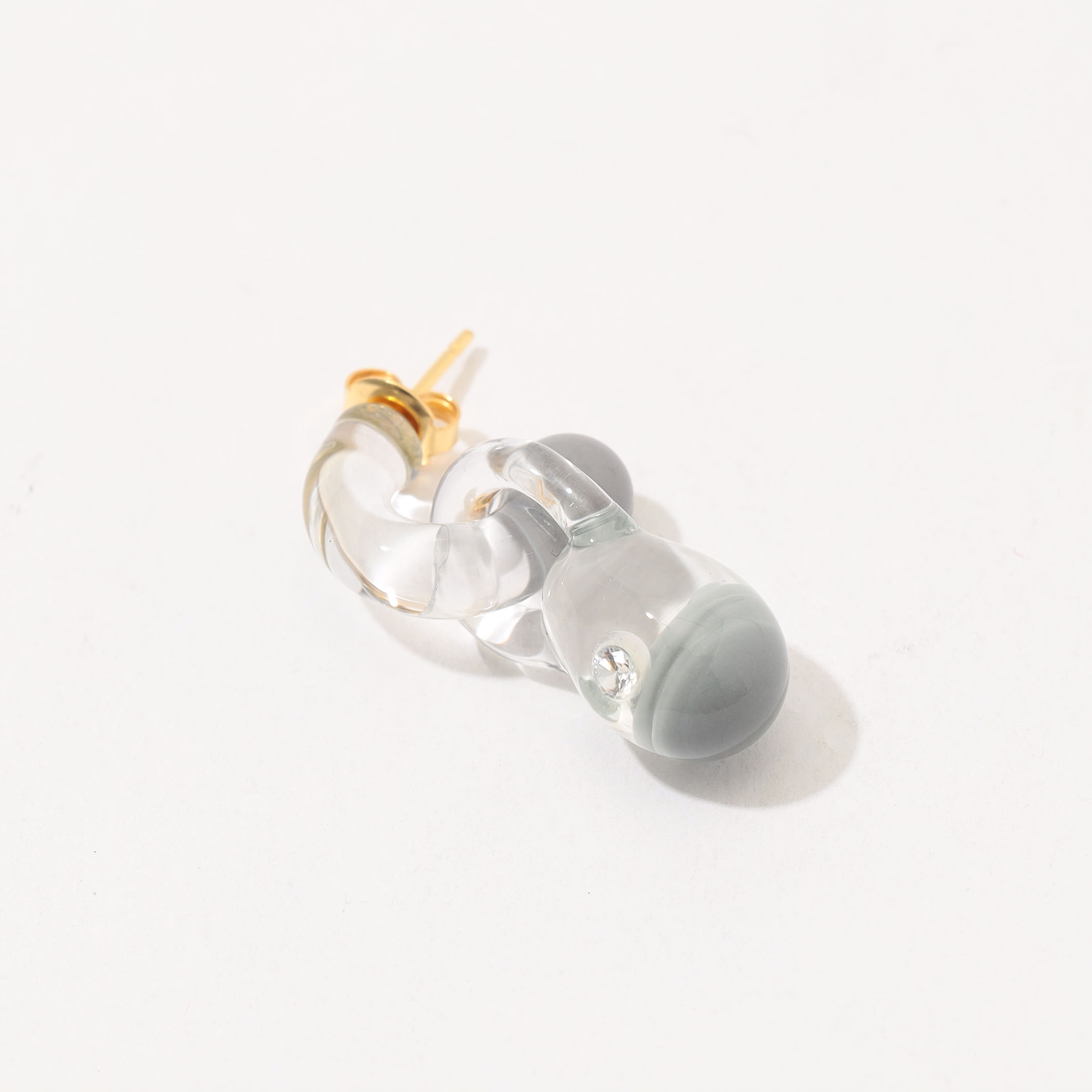 LEVENS JEWELS MINI GLASS HOOP ピアス｜トゥモローランド 公式サイト