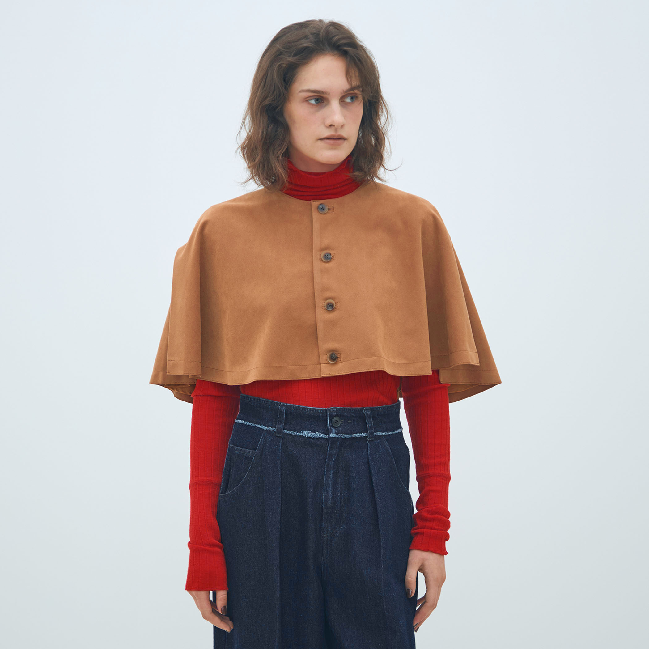 フェイクスエード ショートケープ｜トゥモローランド 公式通販