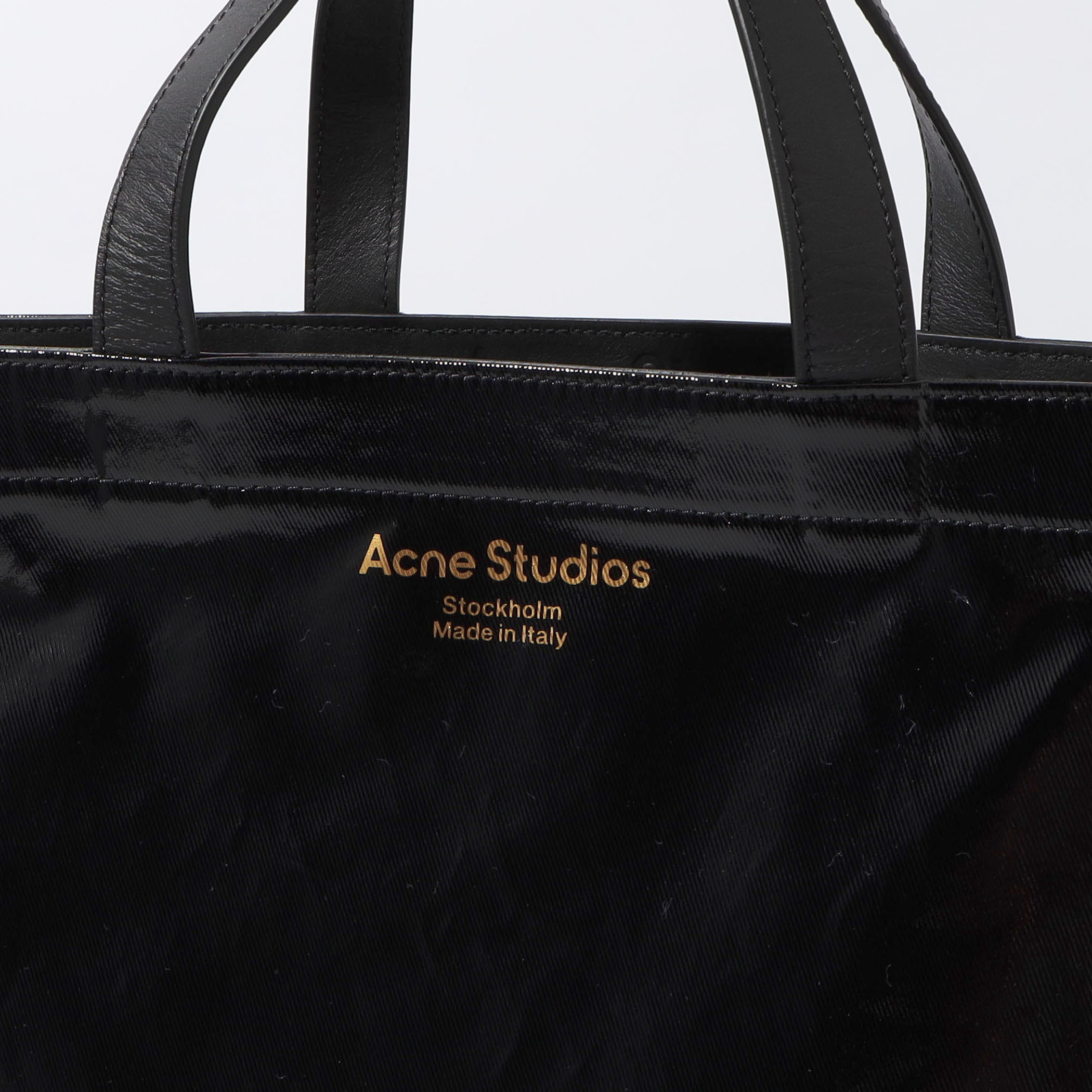 Acne Studios シャイニートートバッグ｜トゥモローランド 公式通販