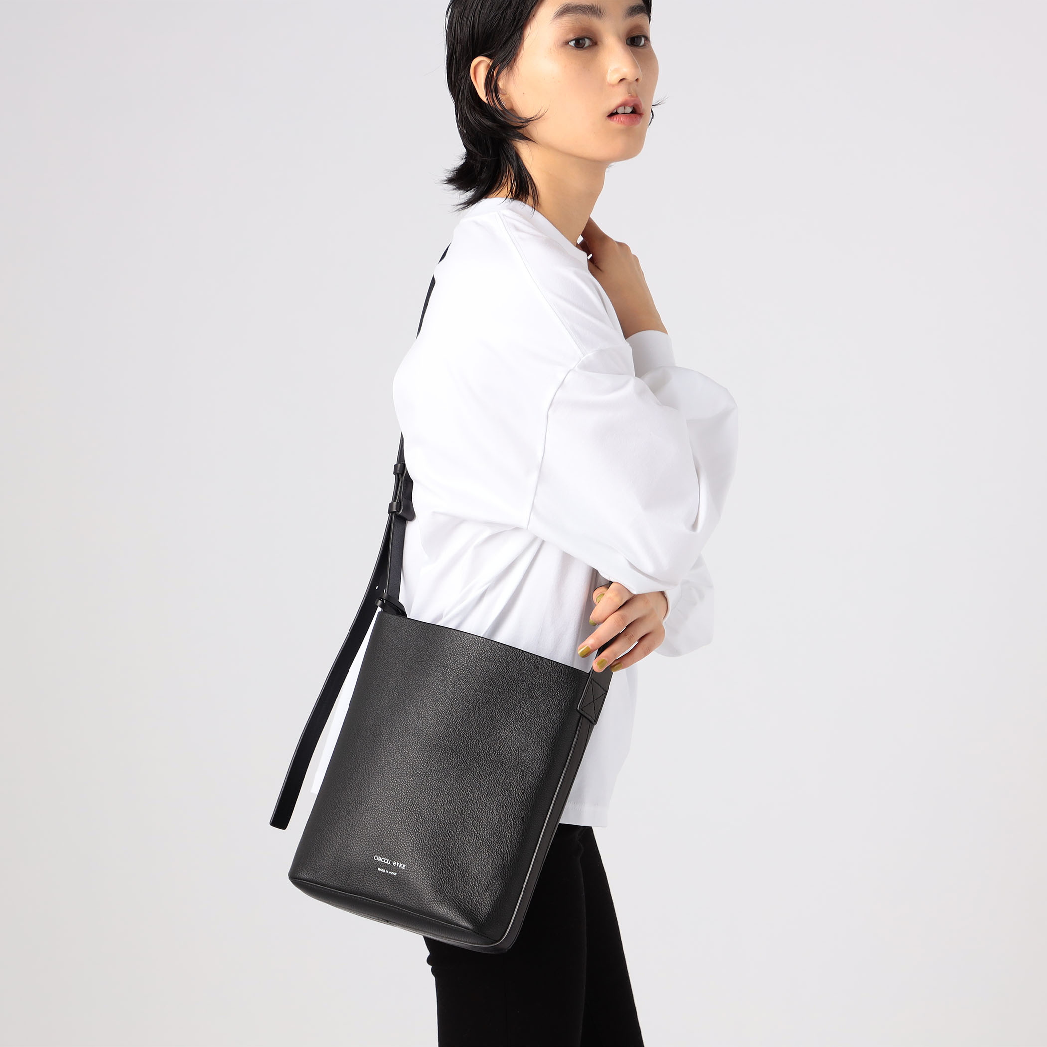 HYKE LEATHER MILITALY BAG レザー ミリタリーバッグ | www.sastartiere.fr