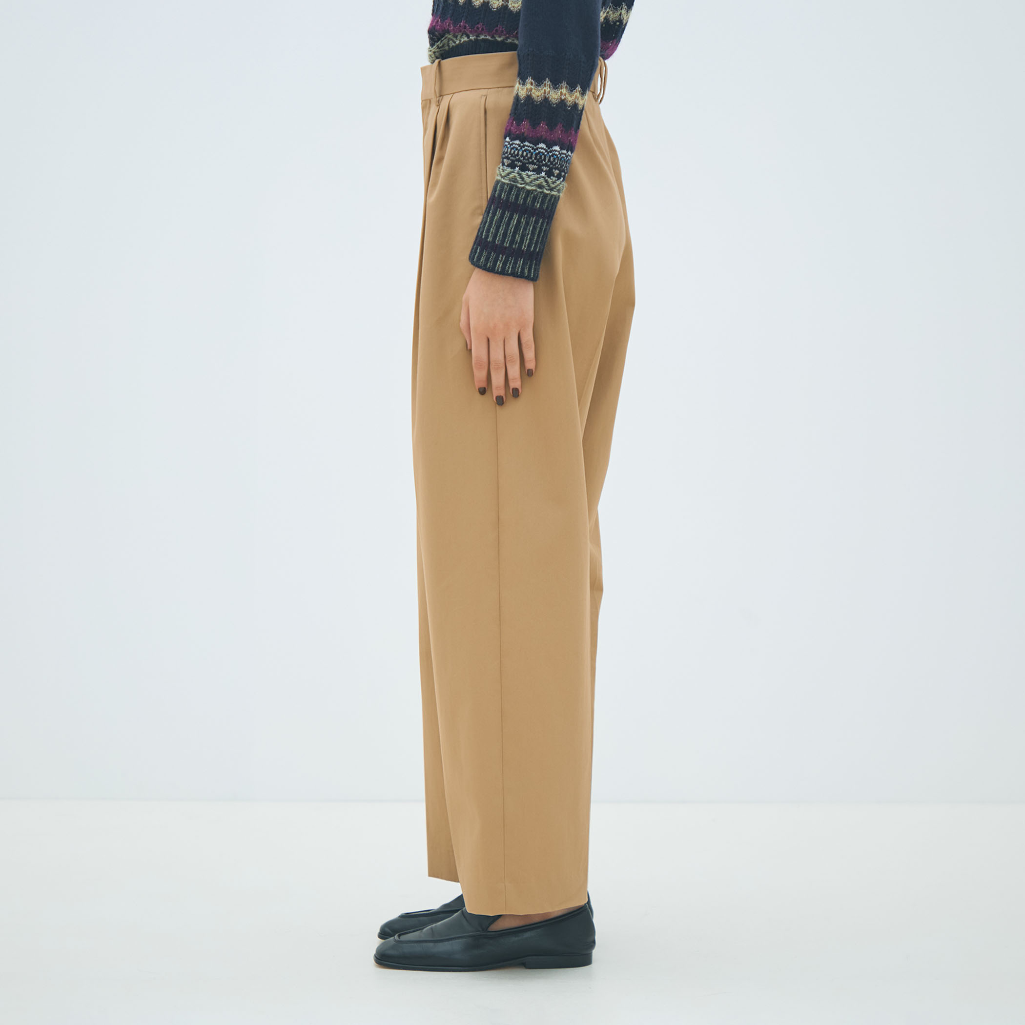 コットンチノ タックストレートパンツ｜トゥモローランド 公式通販