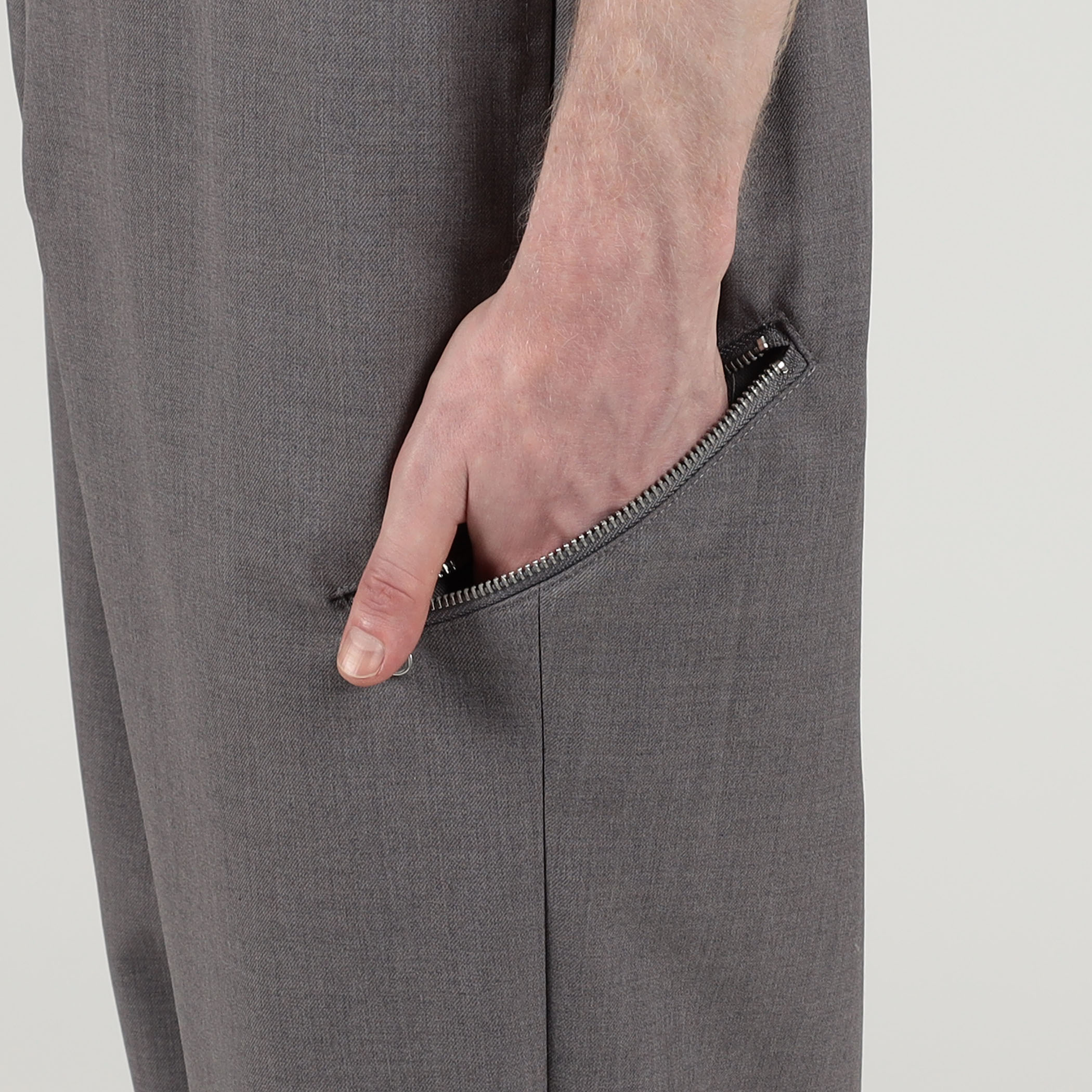 美品！OAMC REGS PANTS パンツ スラックス S チャコールグレー OAMC オーエーエムシー 21SS Regs Pant レッグスパンツ OAMT310233