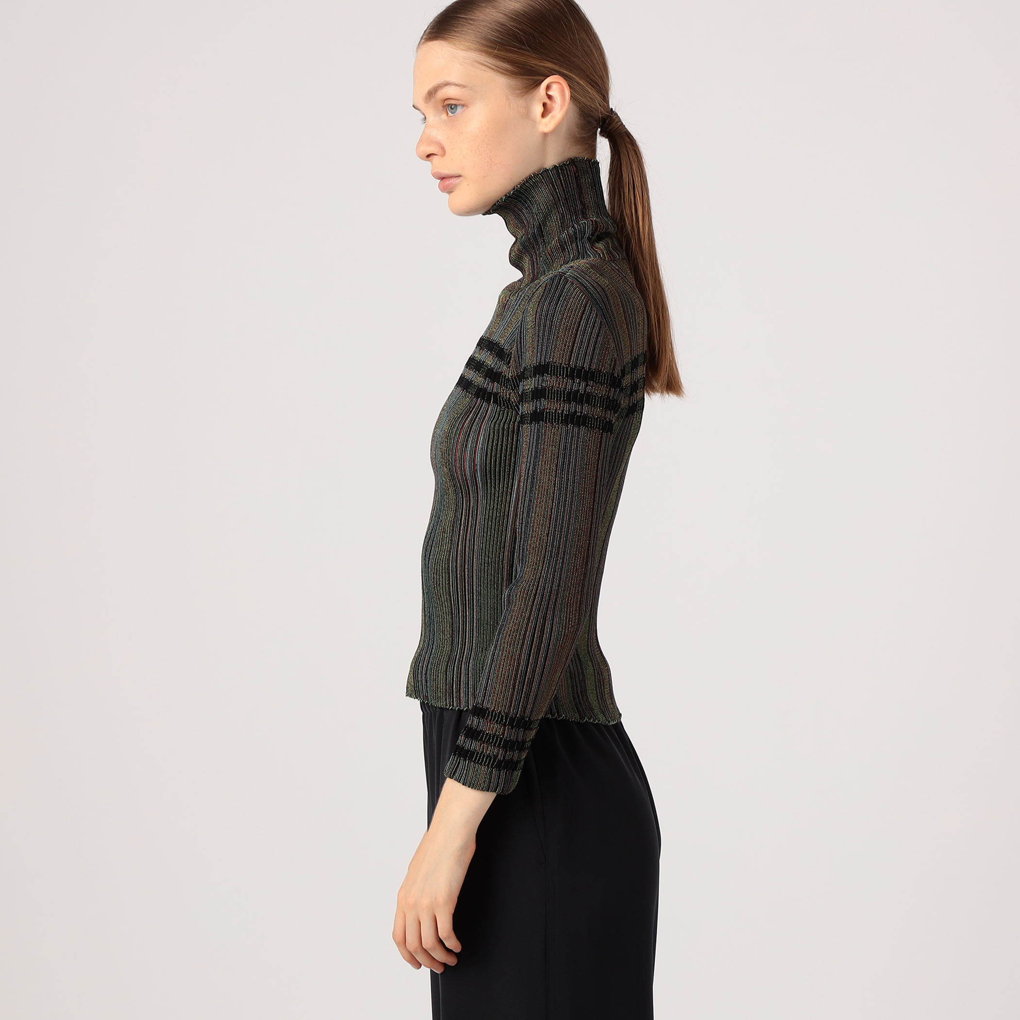 PHOTOCOPIEU HIGH-NECK JUMPER TOP｜トゥモローランド 公式通販