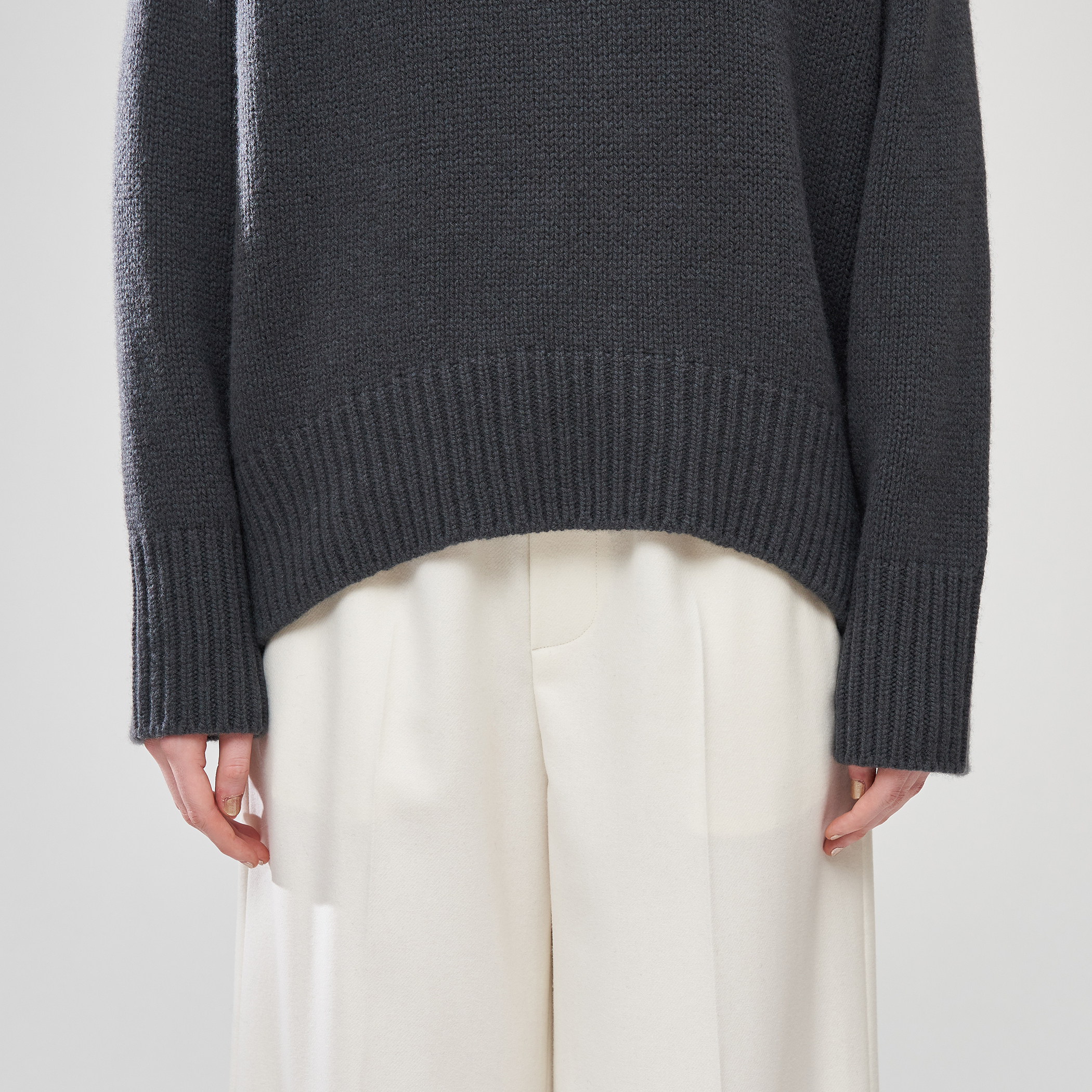 WOOL FACTORYスーパーファインウールボウタイプルオーバー トップス
