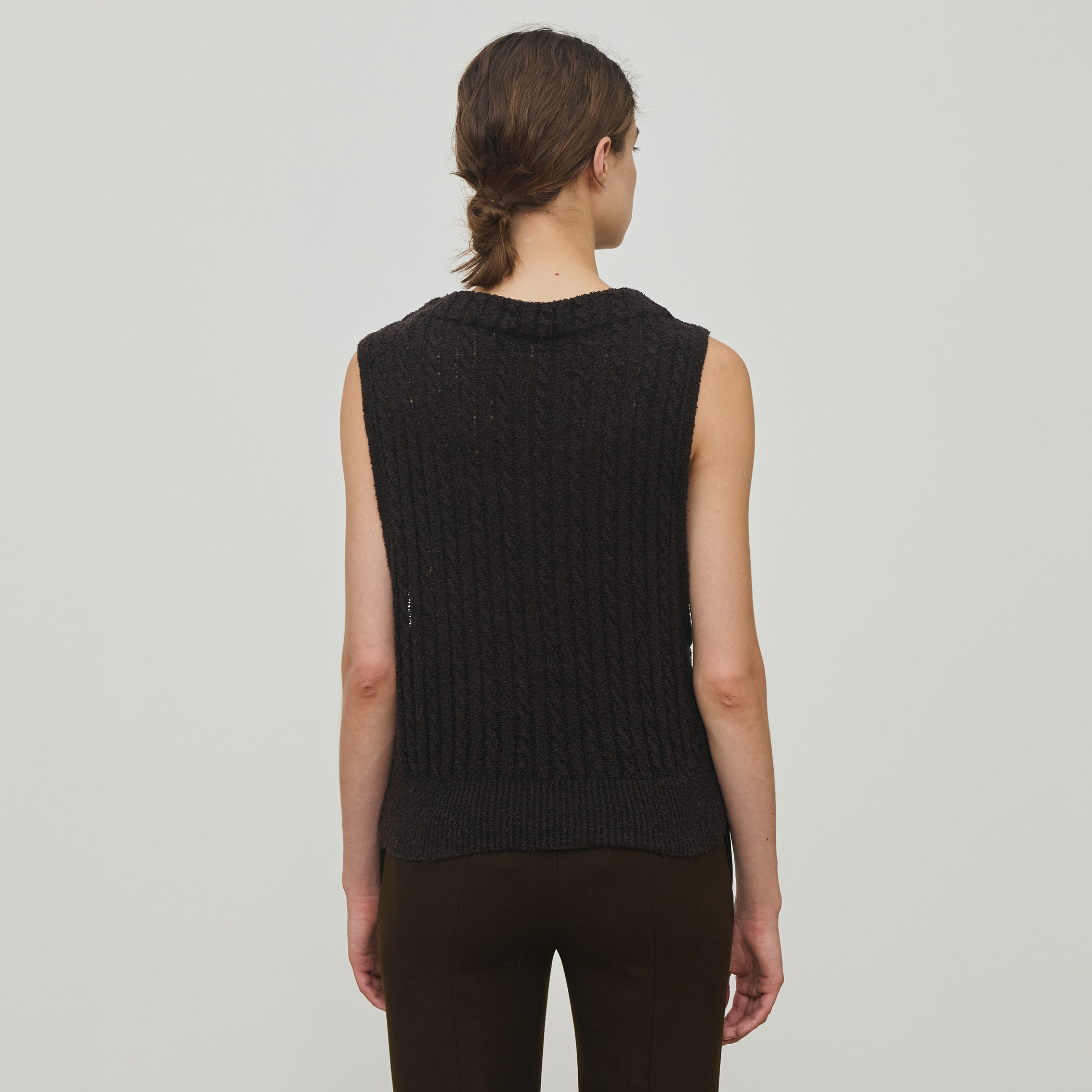 シルクループヤーン ケーブルベスト｜トゥモローランド 公式通販