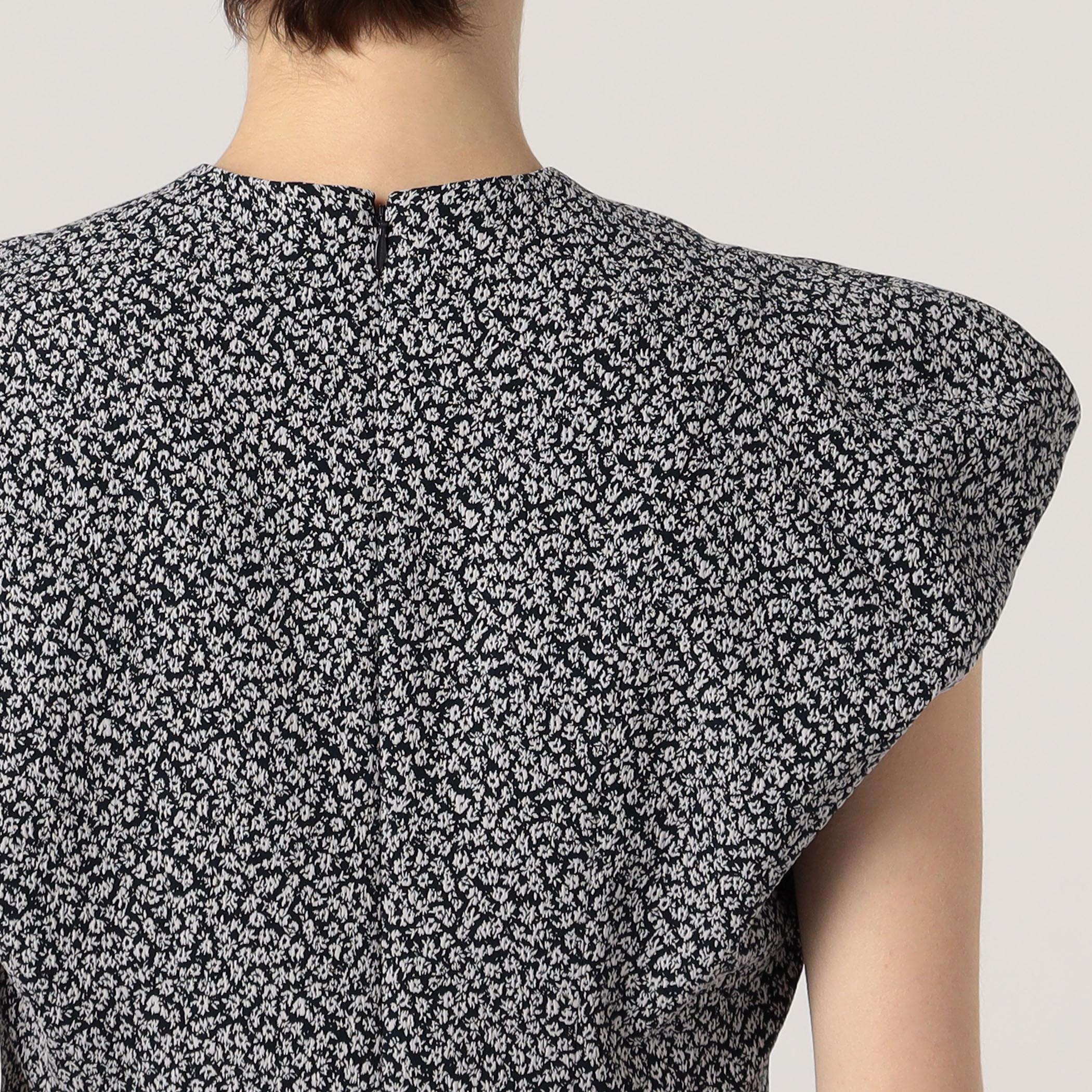 Mame Kurogouchi Micro Floral Jacquard Top｜トゥモローランド