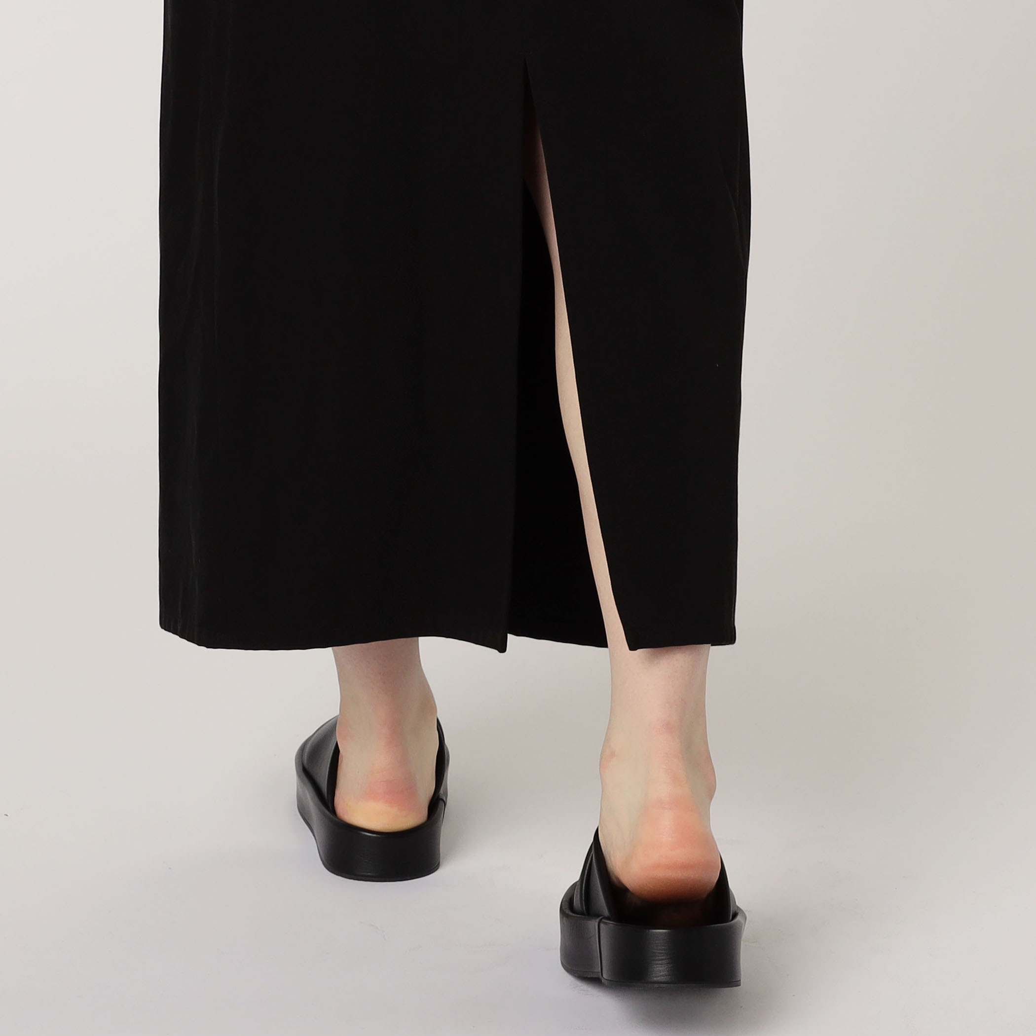 PHOTOCOPIEU ONE-SHOULDER DRAWSTRING DRESS｜トゥモローランド