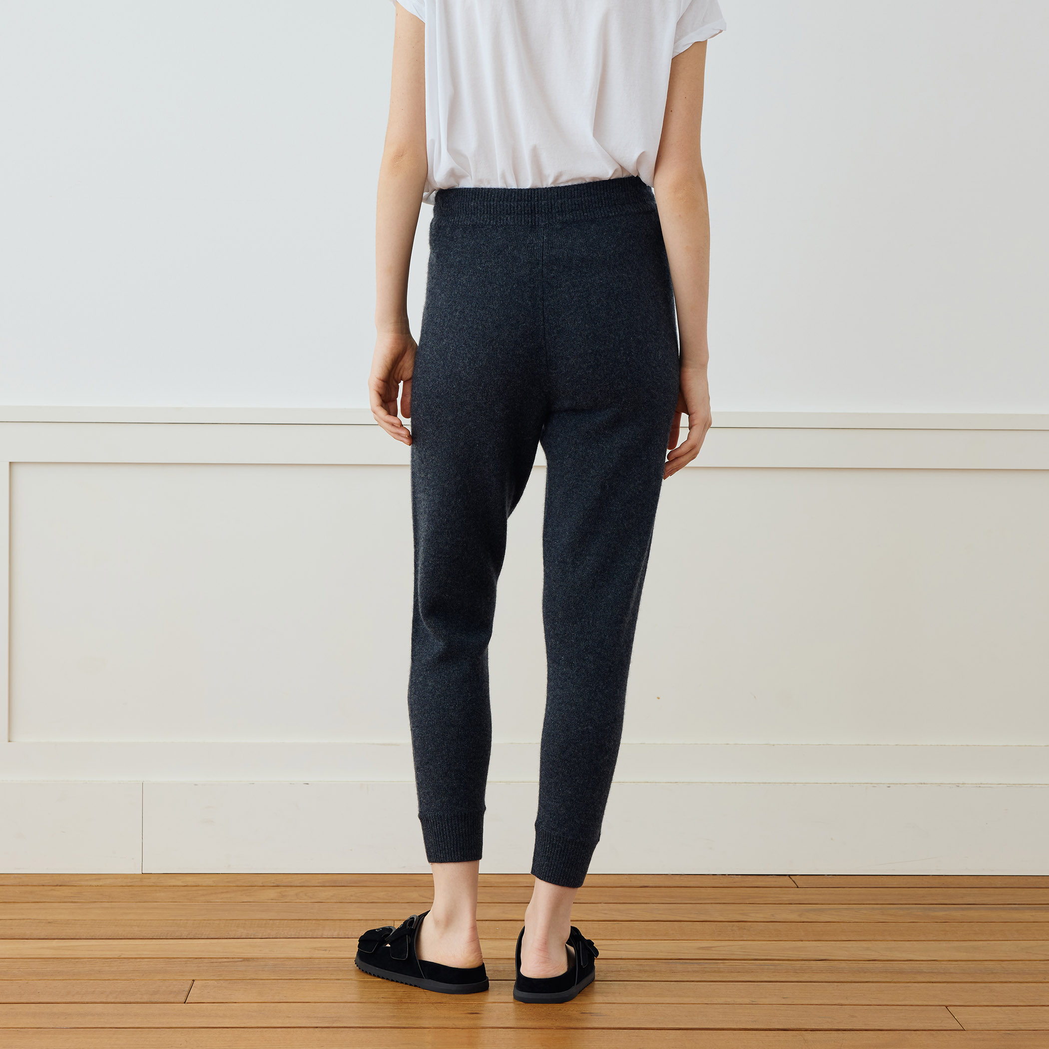 リサイクルカシミヤ トラックパンツ WRBC1047｜トゥモローランド 公式通販