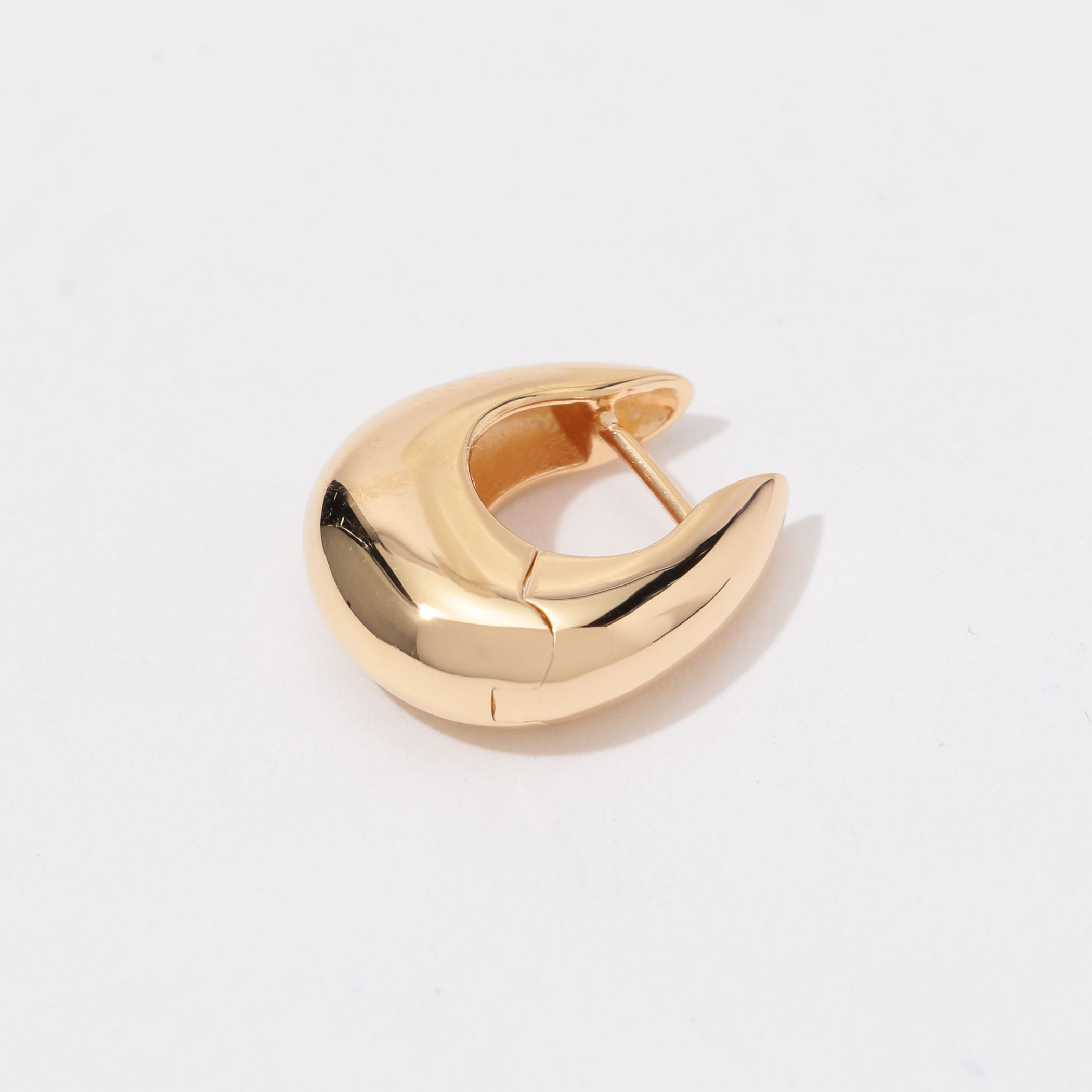 Annika Inez Sloping Hinge Hoops ピアス｜トゥモローランド