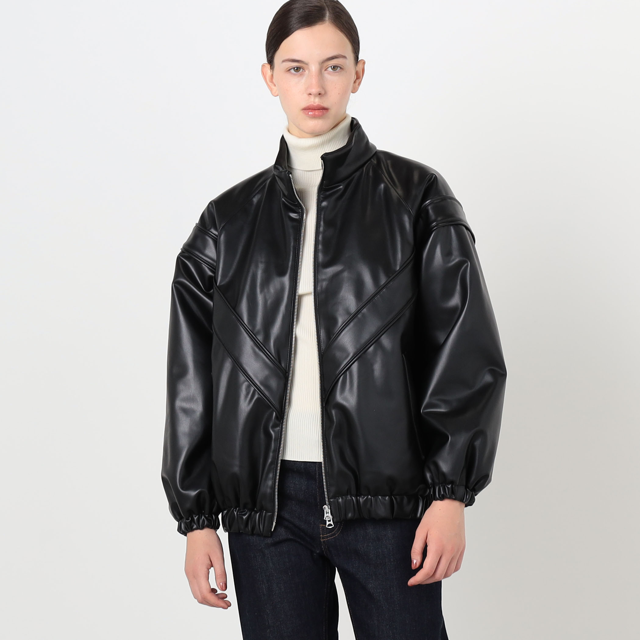 HYKE FAUX LEATHER JACKET フェイクレザーブルゾン｜トゥモローランド