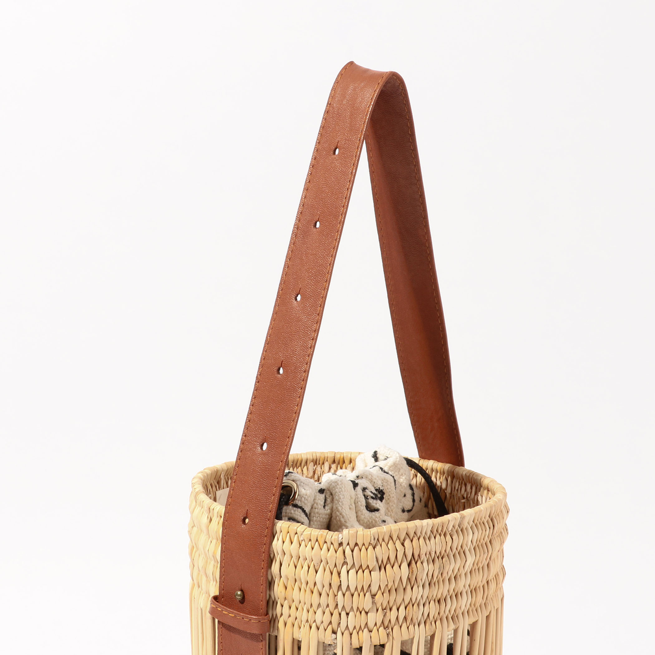 公式】Kech Lesessentiels / RIBBON HANDLE SMALL BASKET