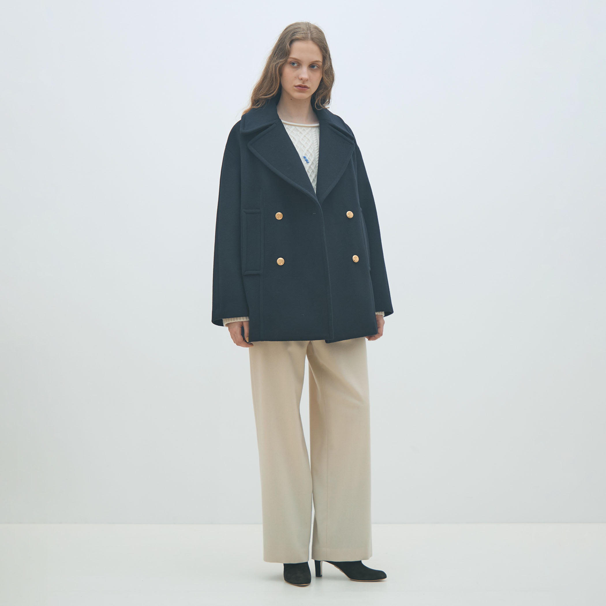 ケーブルエンブロイダリー ボートネックプルオーバー