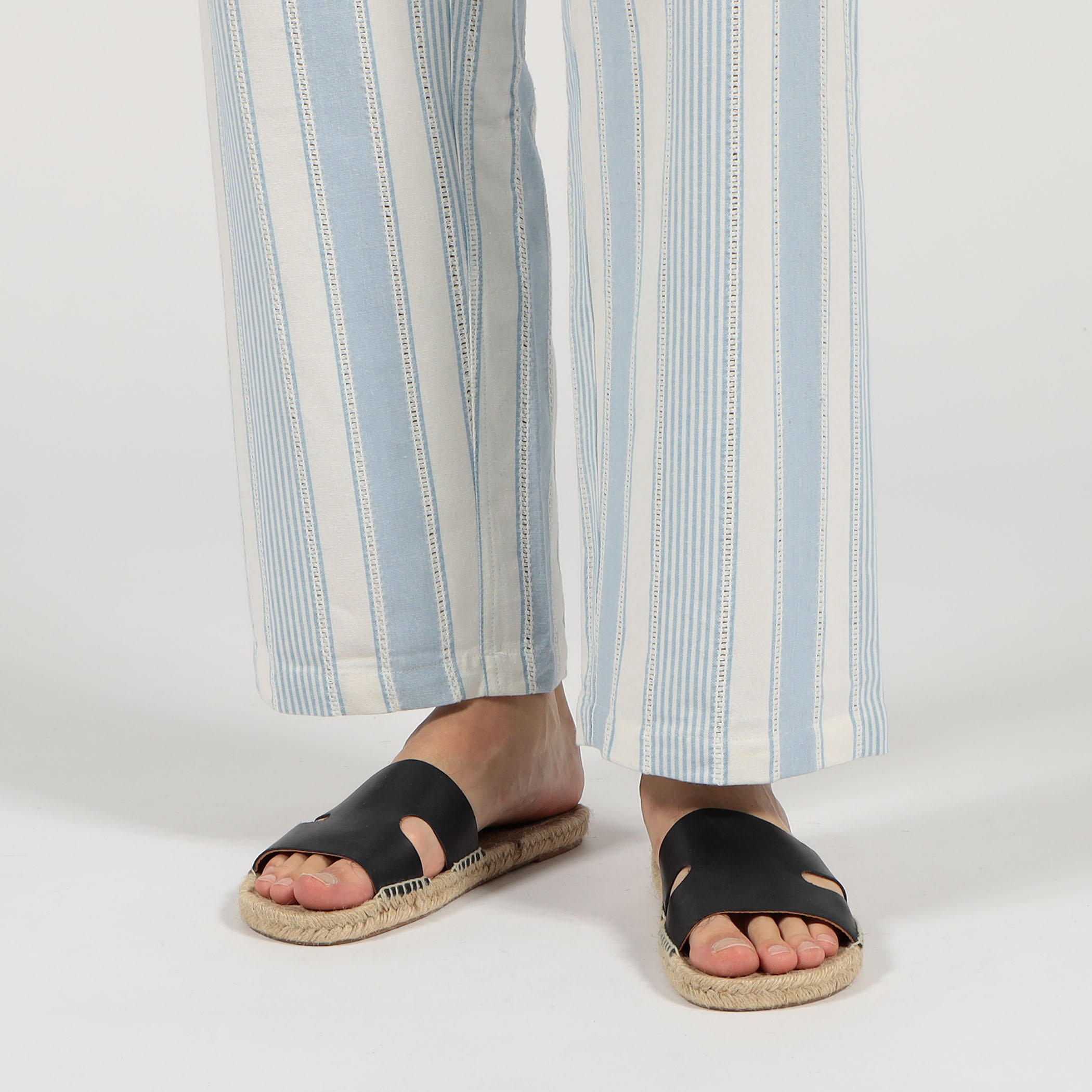 erEvan CAPON TROUSERS コットンストライプ パンツ｜トゥモローランド