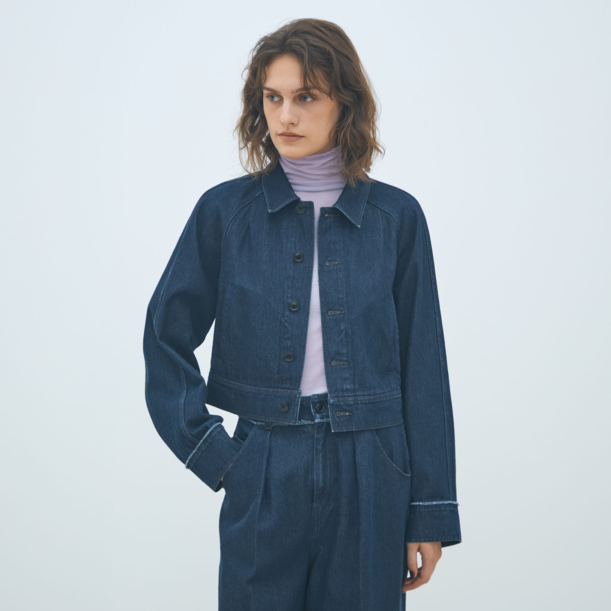 ハードツイストデニム ショートジャケット｜トゥモローランド 公式通販