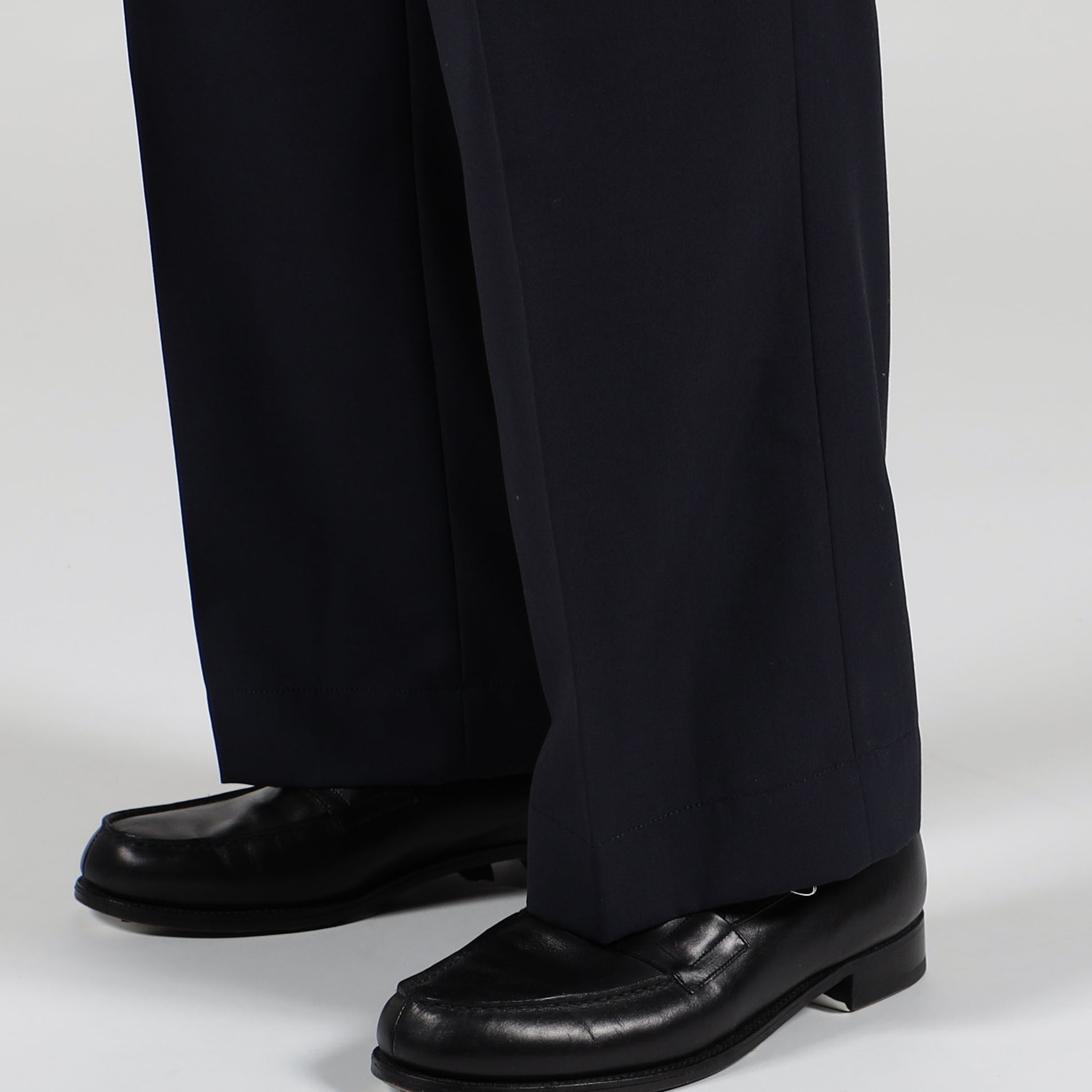 別注】Tangent HENRY ウールツイル トラウザーズ｜トゥモローランド