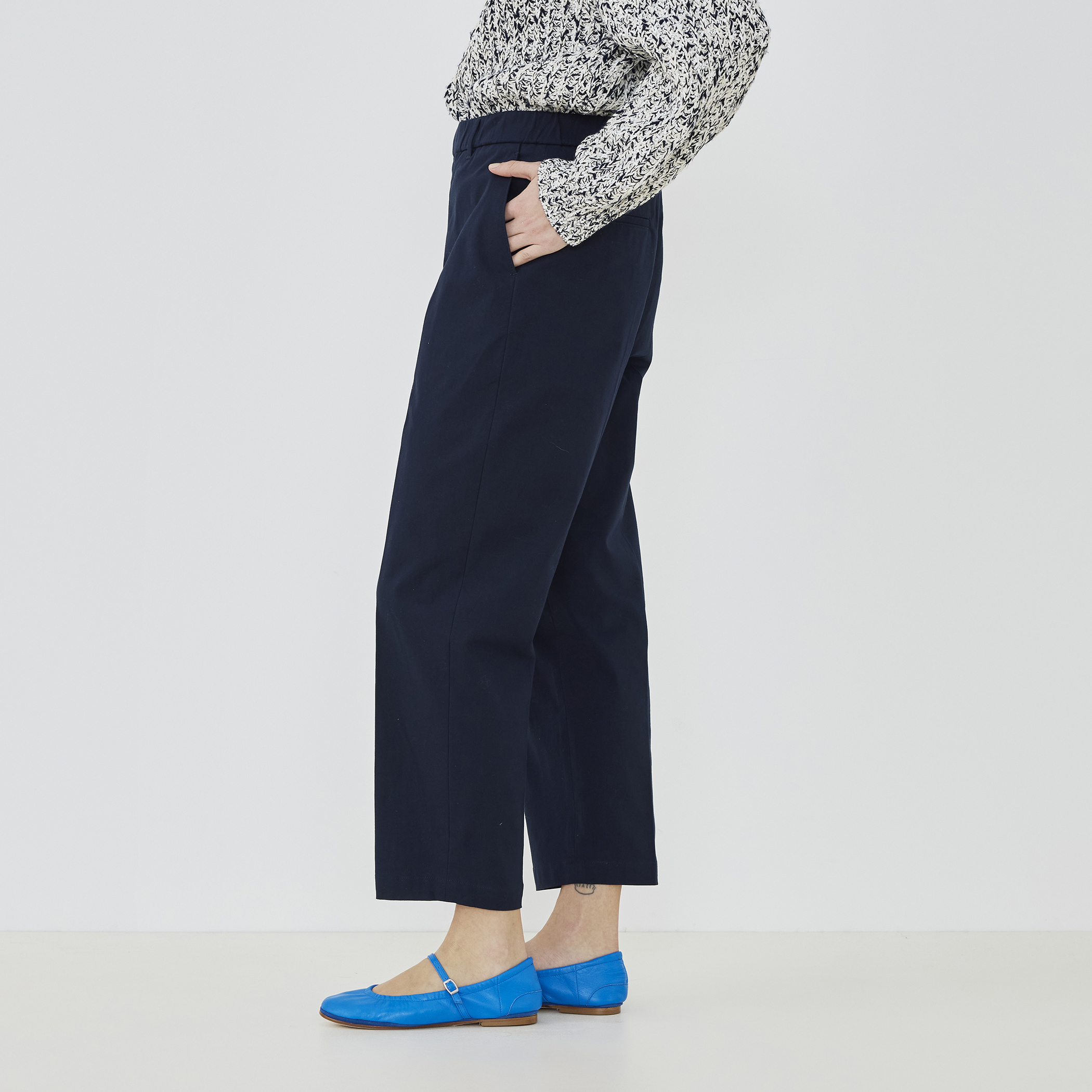 コットンオックスストレッチ スリムパンツ｜トゥモローランド 公式サイト