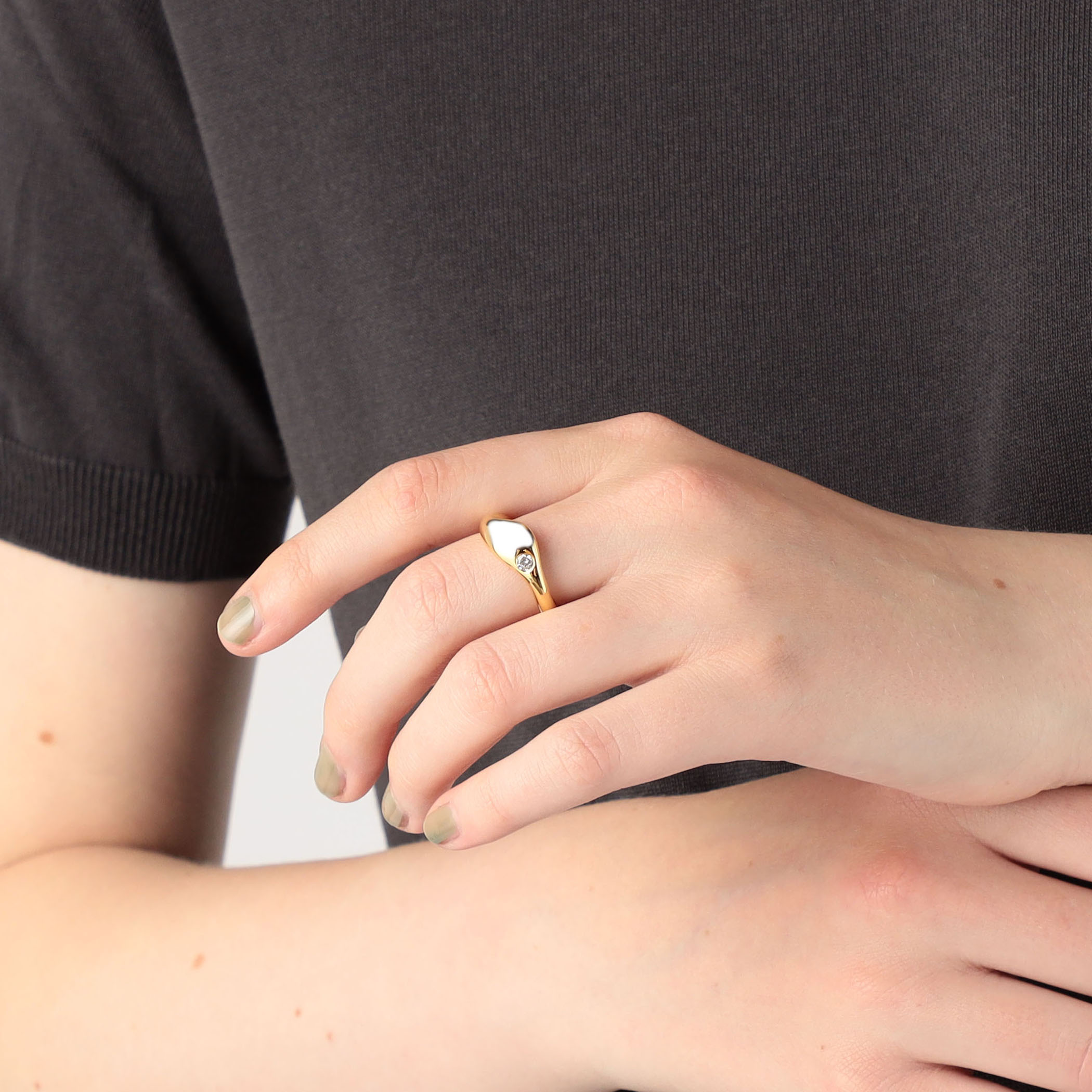 MARIA BLACK Dolphin Ring Gold リング｜トゥモローランド 公式通販