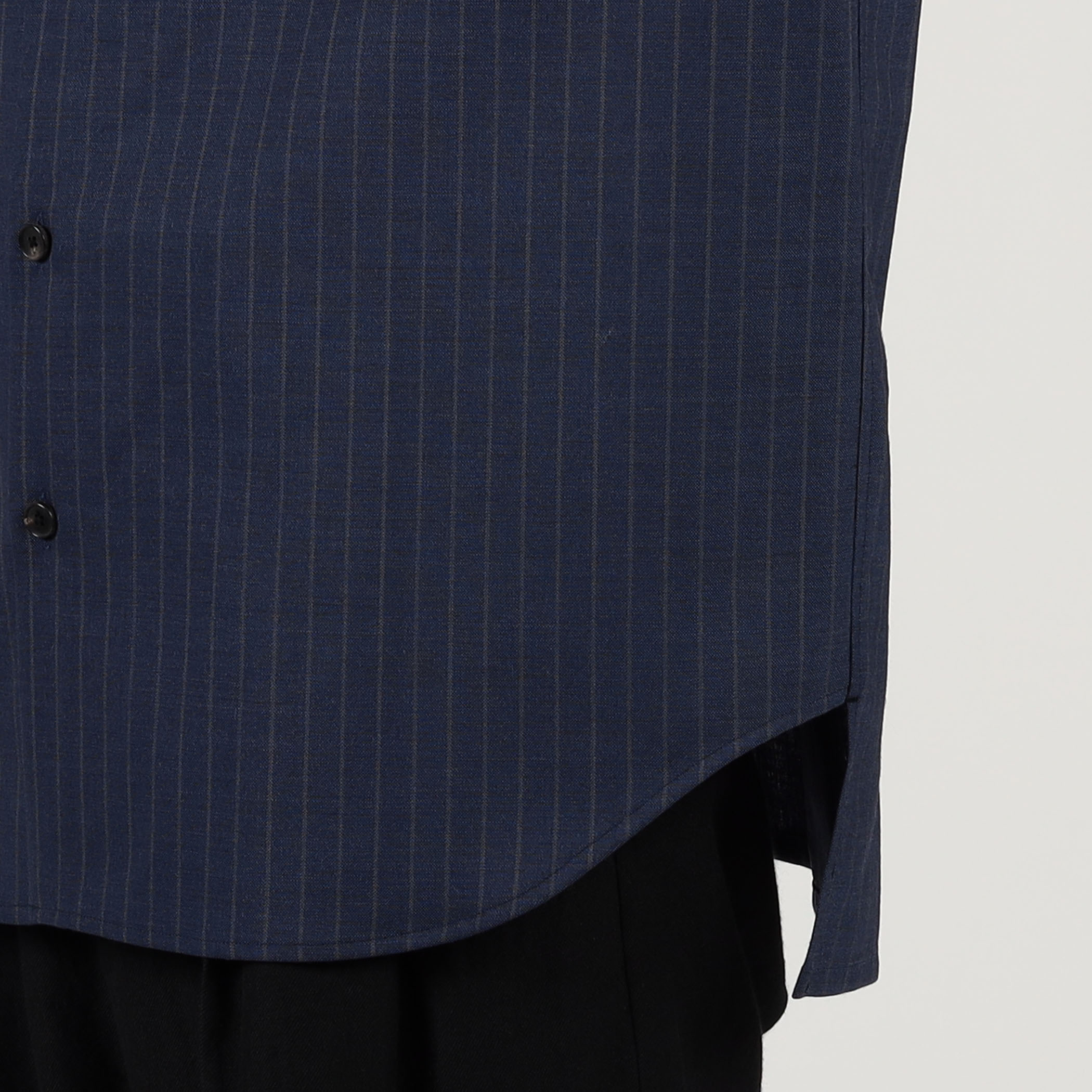 別注】The CLASIK MINIMAL COLLARLESS SHIRT｜トゥモローランド 公式サイト