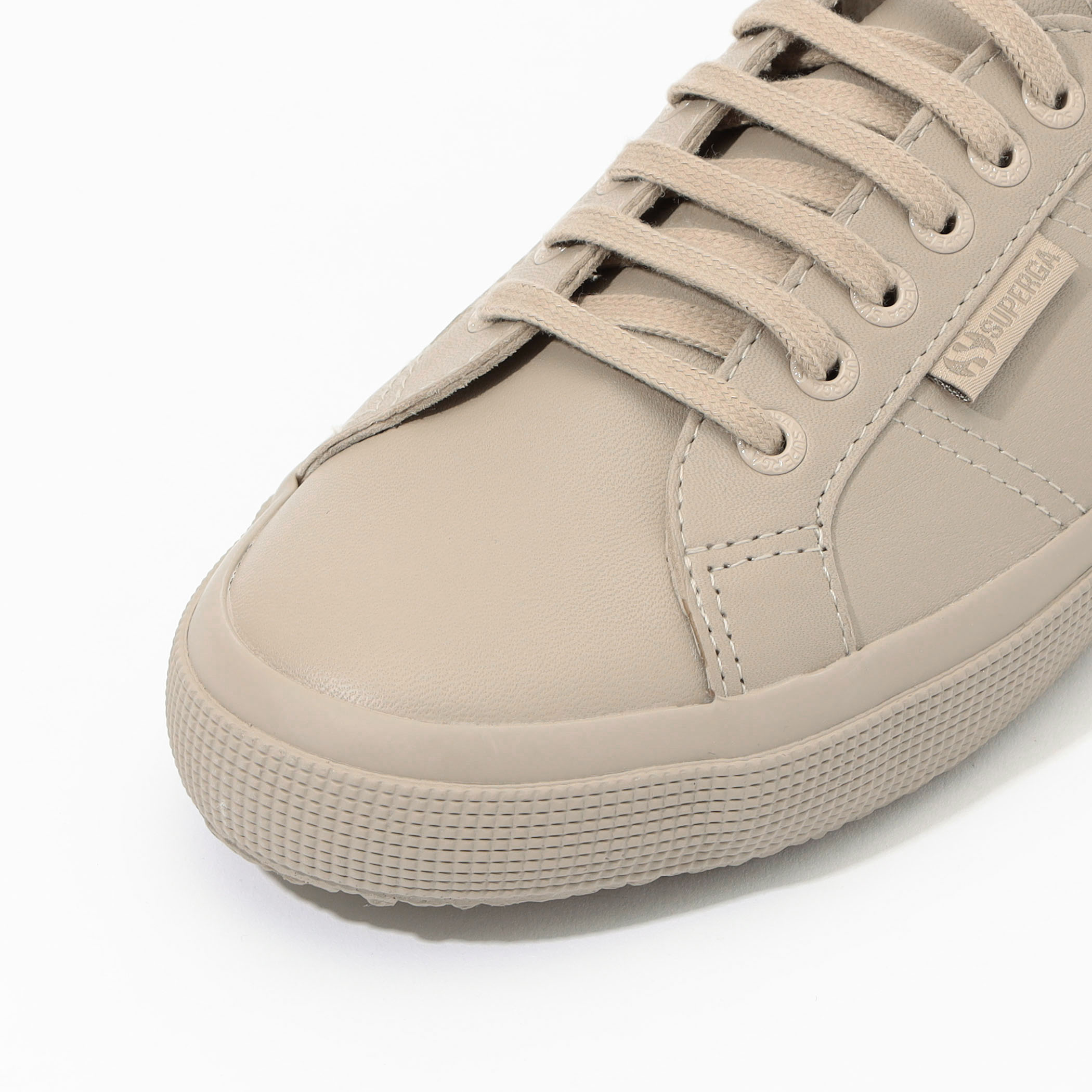 superga tomorrowland 2750