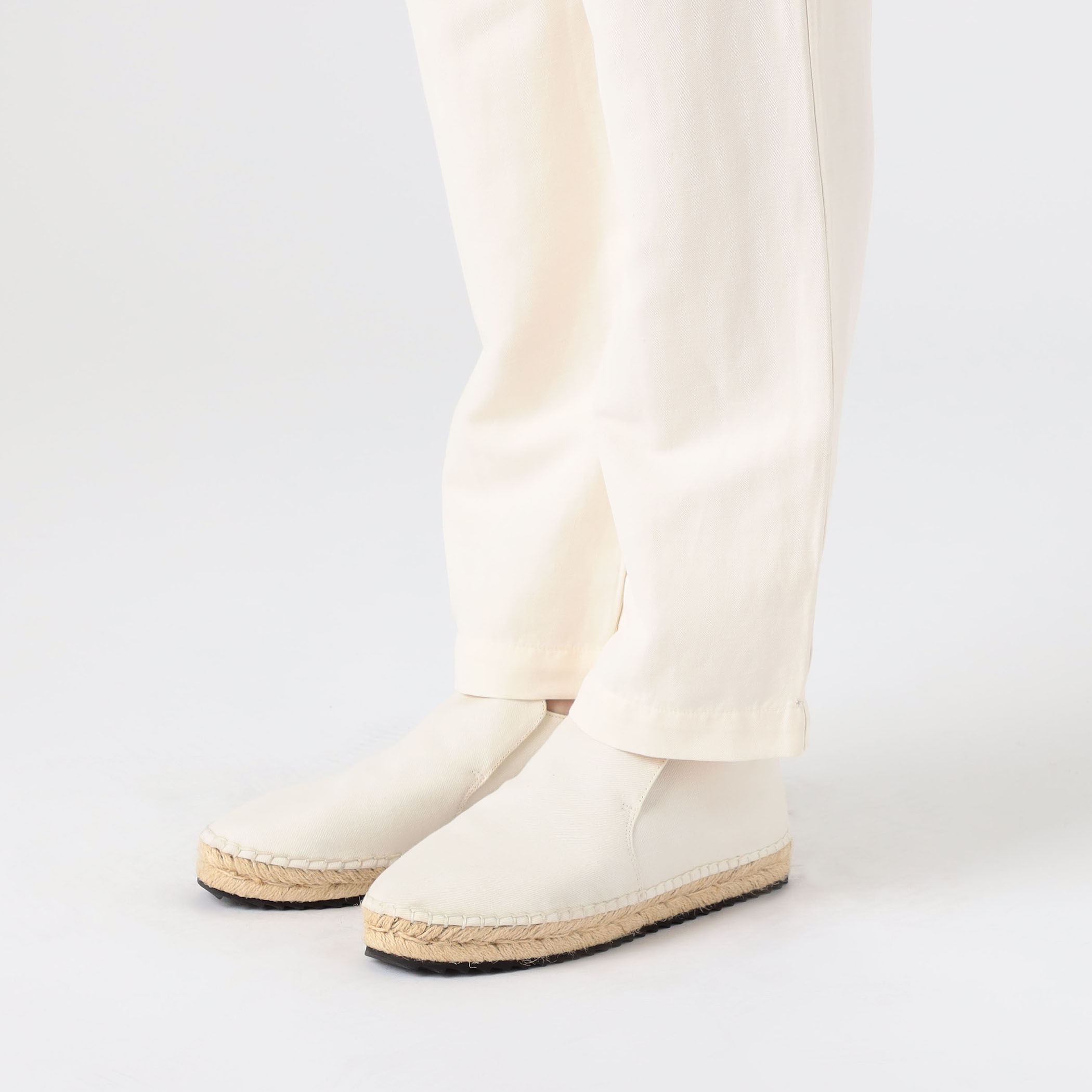 クラシックチノ テーパードパンツ WNLH1975｜トゥモローランド