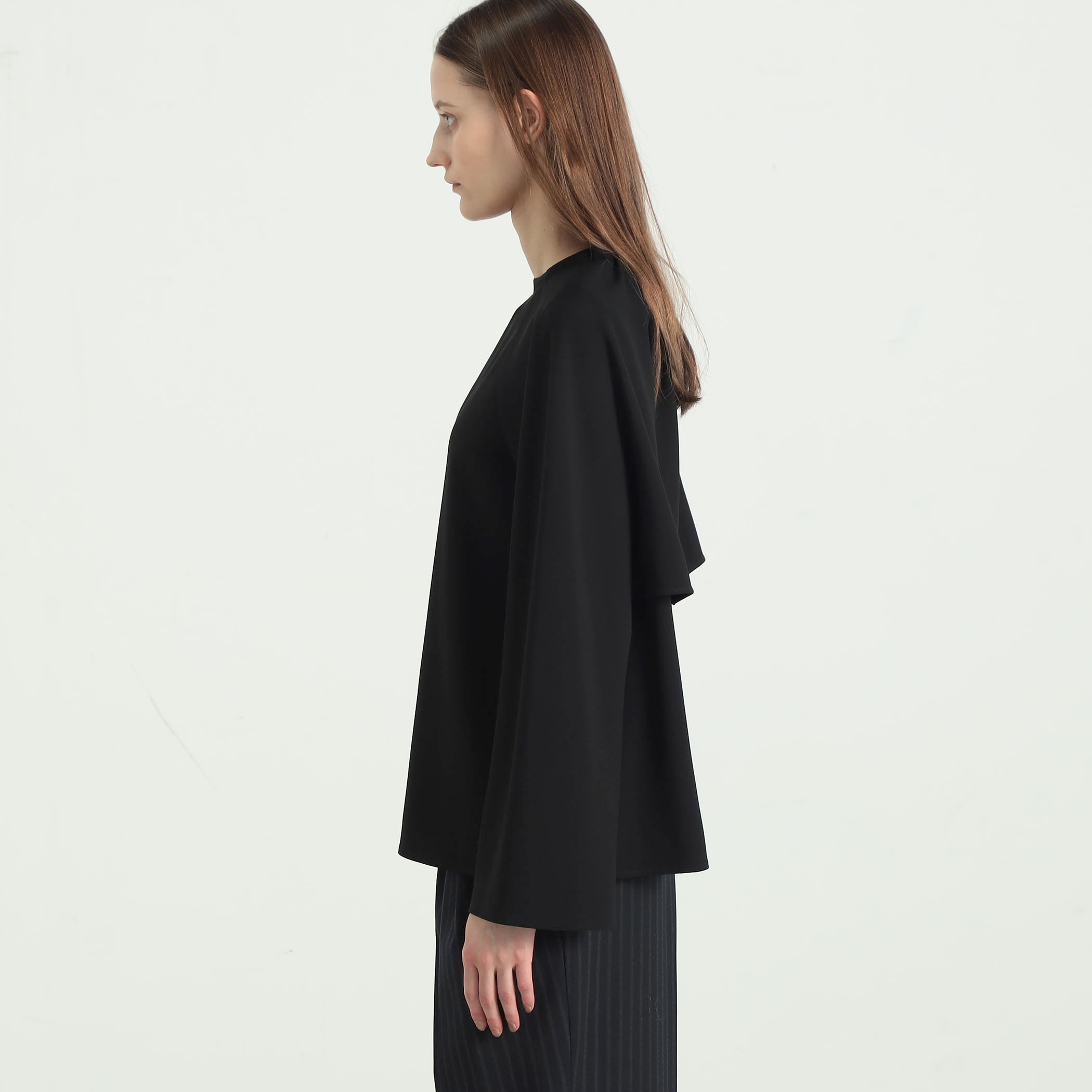 新品未使用】24aw BACCA ジョーゼットサテン 2WAYポンチョブラウス