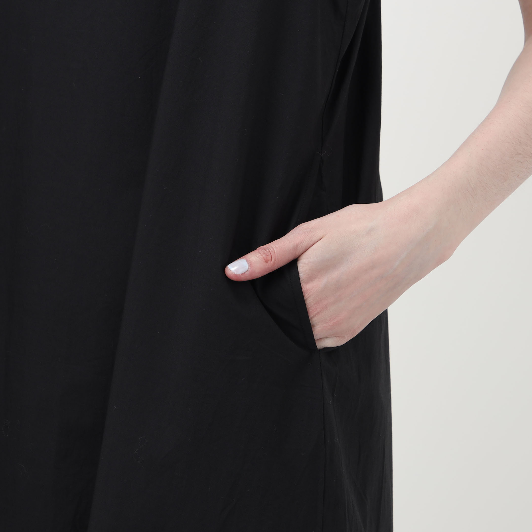 別注】ne Quittez pas BLACK ロングワンピース｜トゥモローランド 公式
